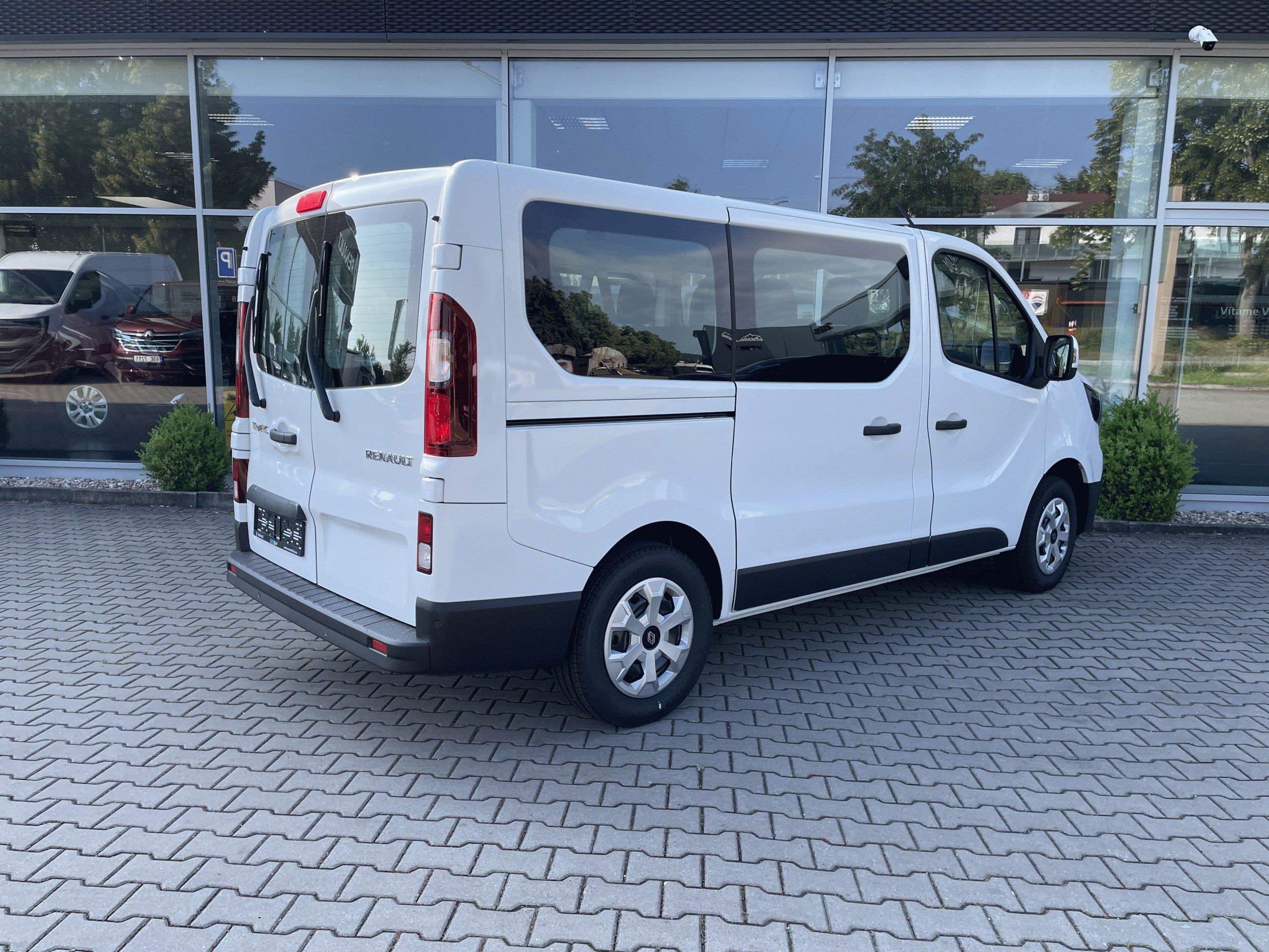 Renault Trafic, Blue dCi 150 Equilibre L1 - fotka 2