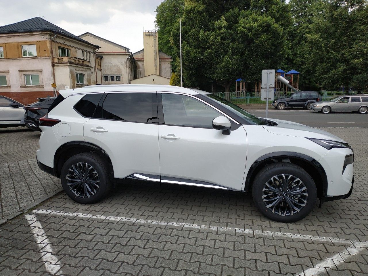 Nissan X-Trail, E-POWER e-4ORCE TEKNA SKLADEM - fotka 4