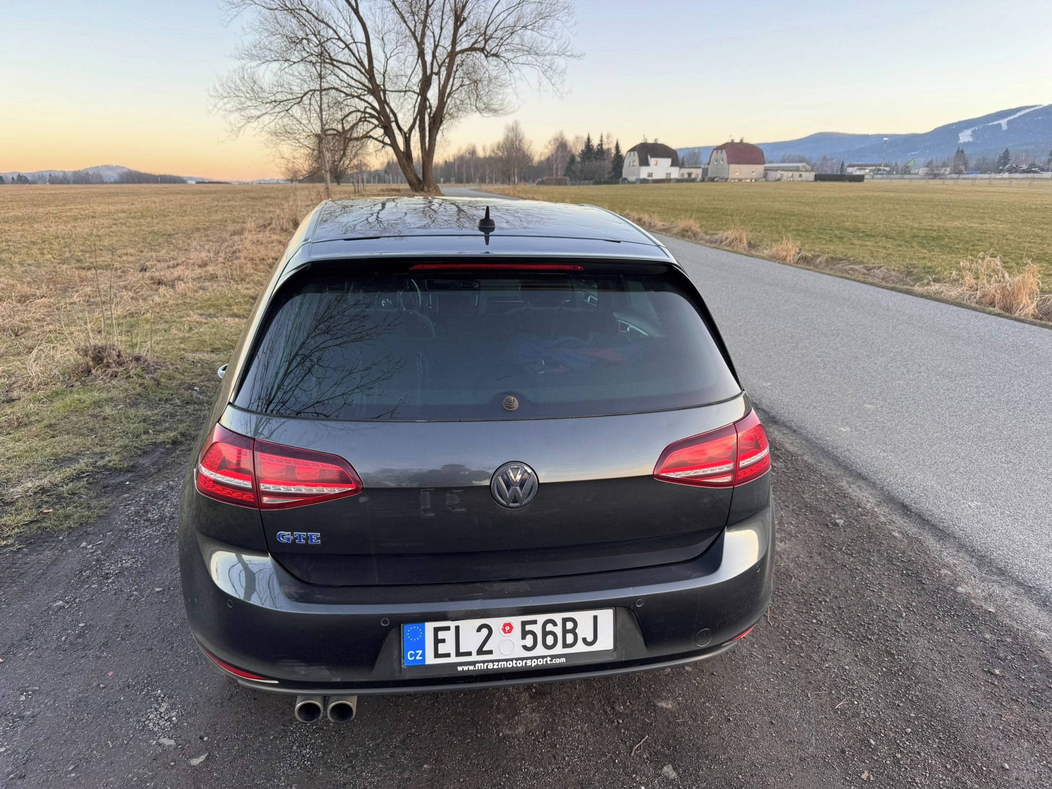 Volkswagen Golf, 1,4 TSI GTE, PLUG-IN HYBRID - fotka 3