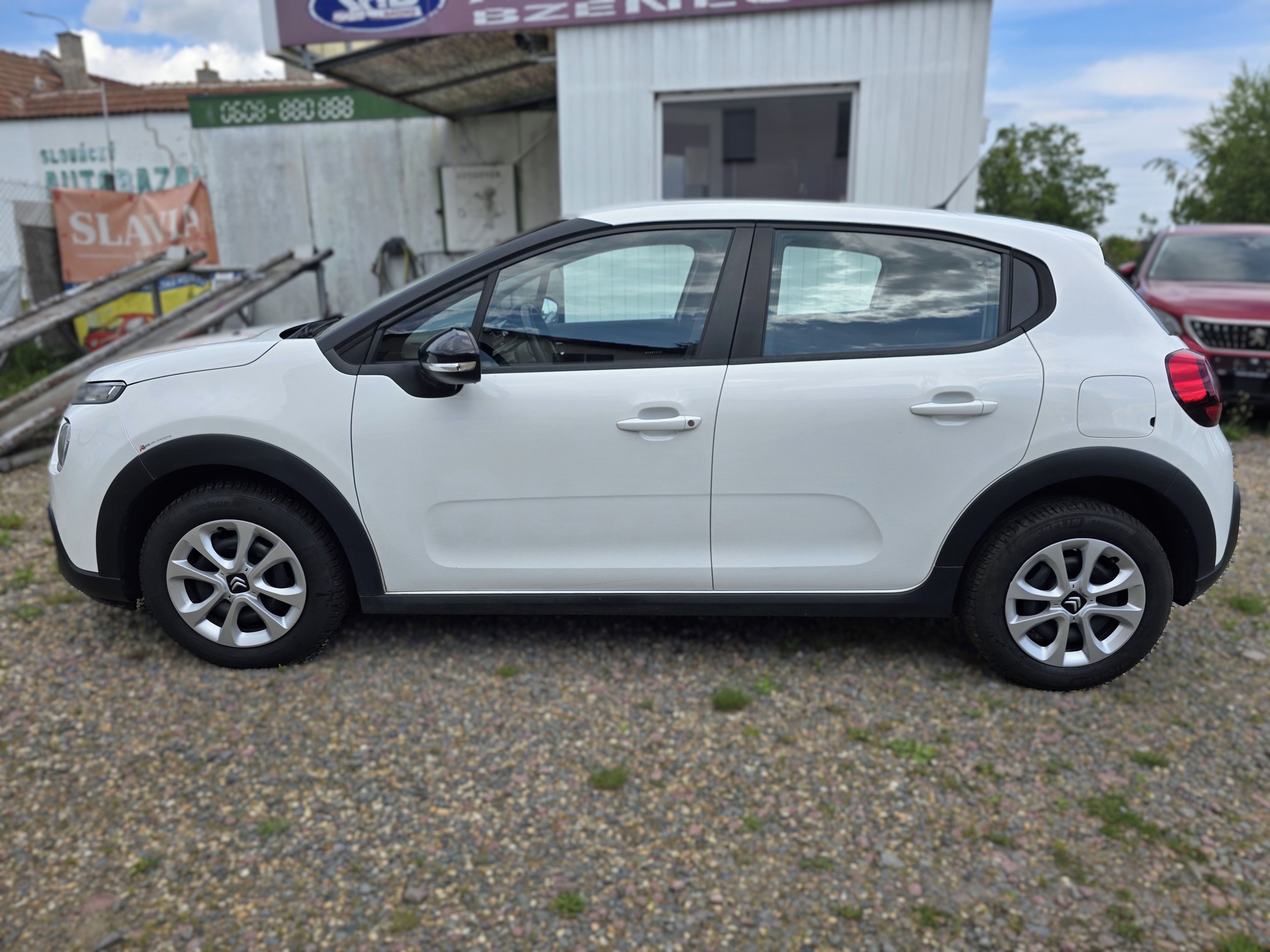 Citroën C3, 1,2i  61kW - fotka 5