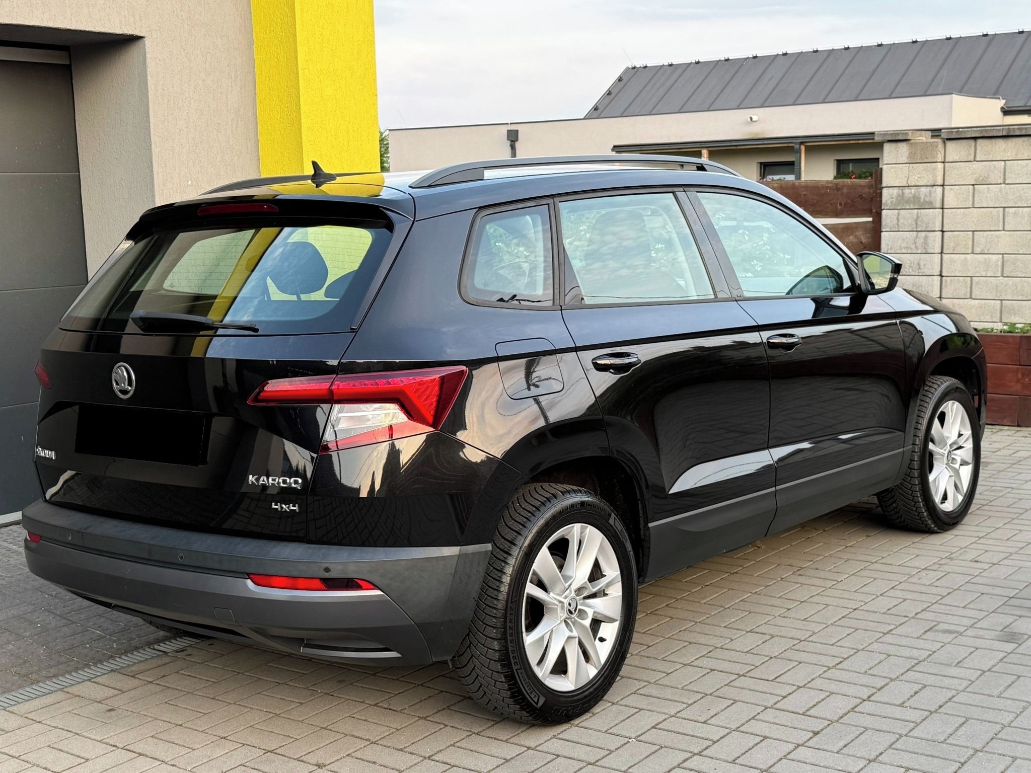 Škoda Karoq, 2.0TDi 110kW! 4x4! ZAK. V ĆR!! - fotka 3