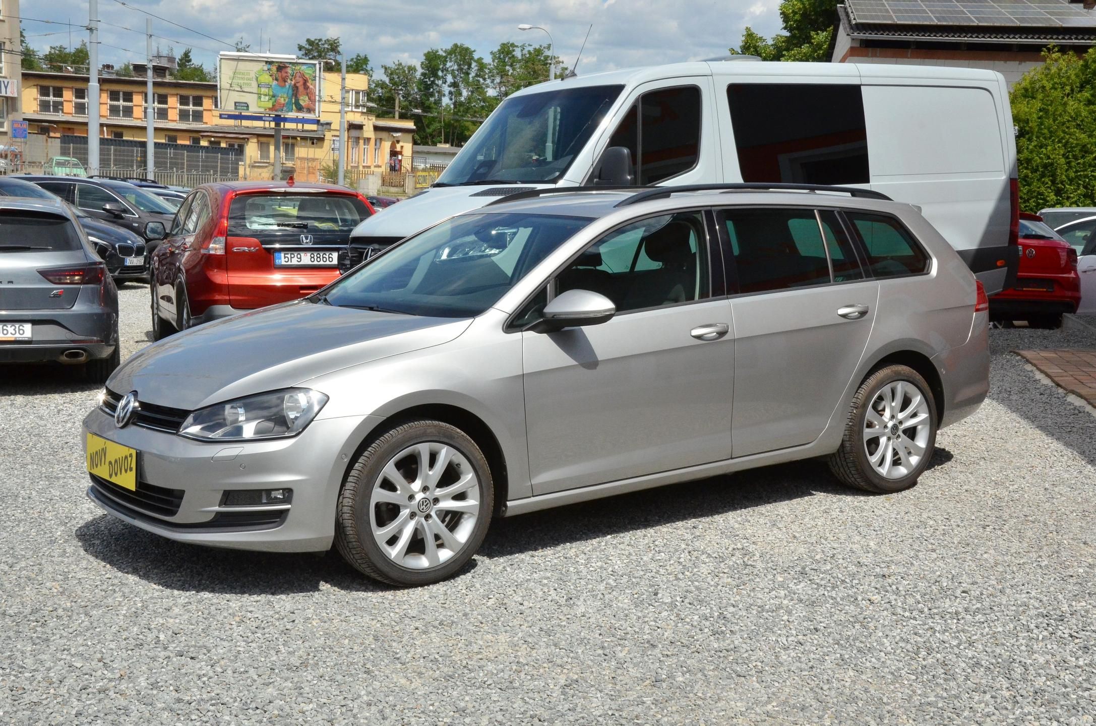 Volkswagen Golf, 2.0 TDi 110kW DSG Comfortline - fotka 3