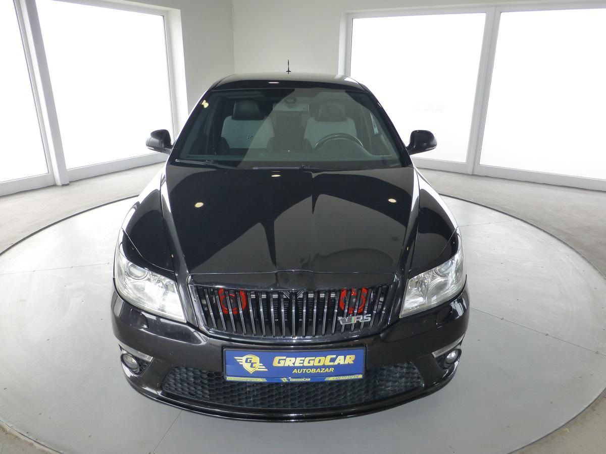Škoda Octavia, 2,0TDI-125KW*ALU*VYHŘ.SED***RS - fotka 2