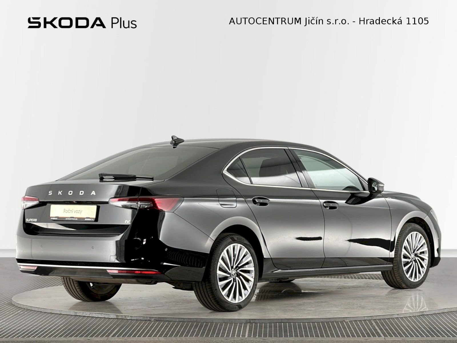 Škoda Superb, iV DSG 1.5TSI 150kW L&K - fotka 2