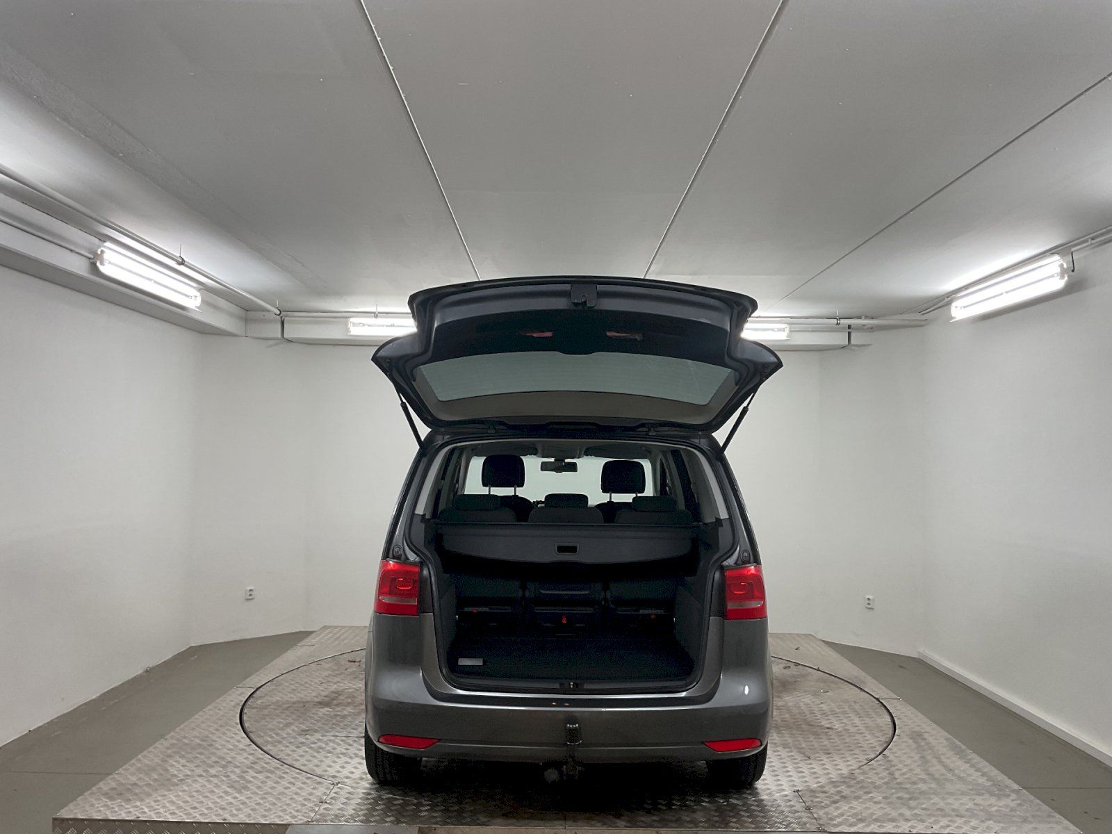 Volkswagen Touran, 2.0 TDI DPF Comfortline - fotka 6