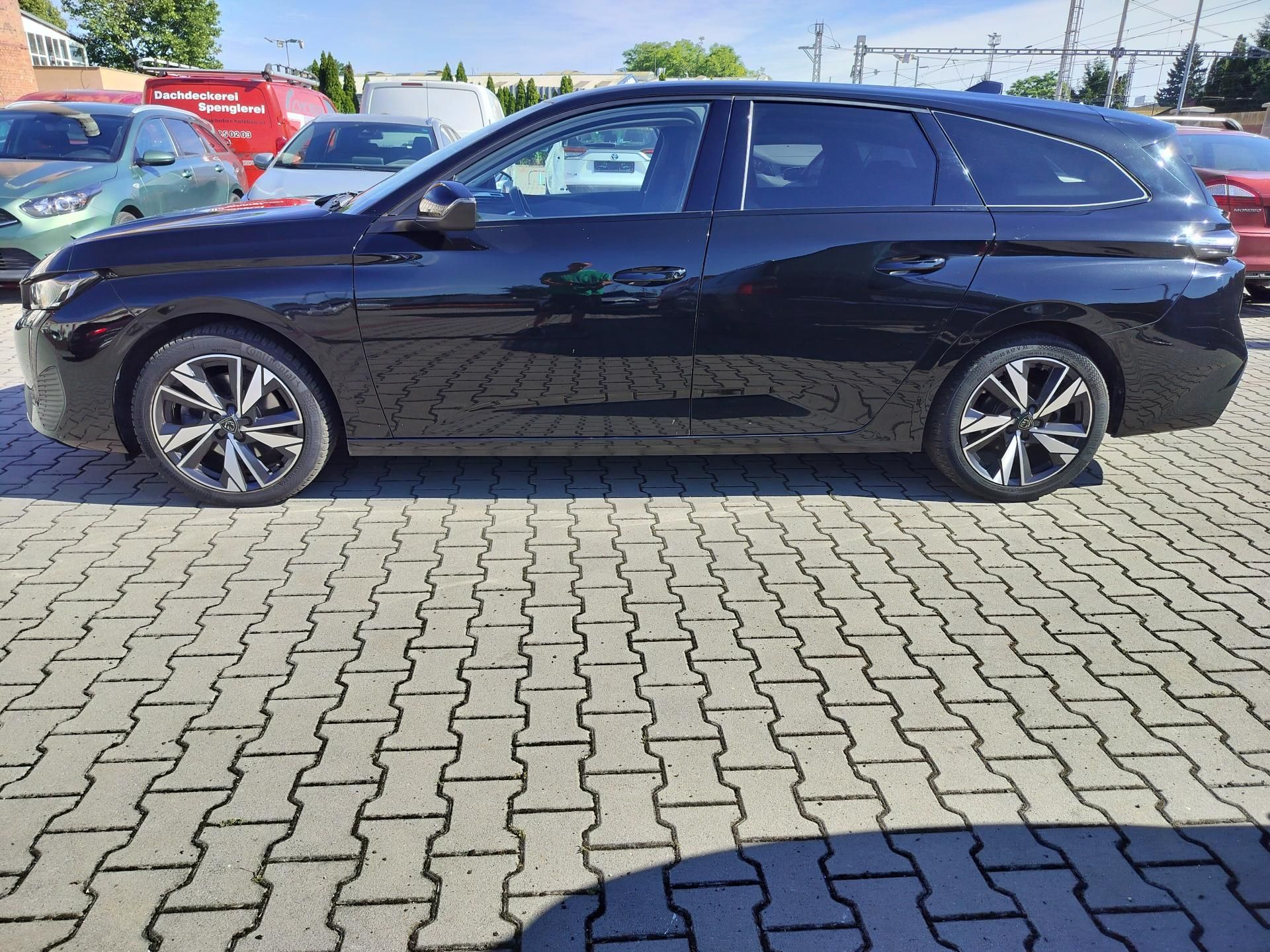 Peugeot 308, SW 130 S&S ALLURE, tažné zař. - fotka 4