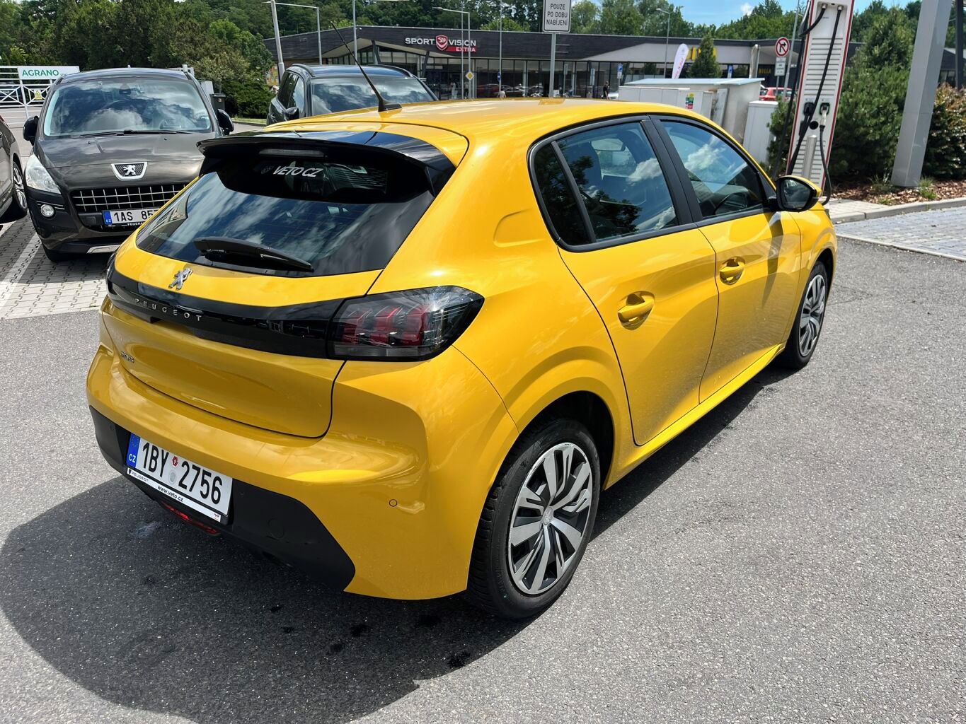 Peugeot 208, 1.2 PureTech 55 kW MAN5 - fotka 4