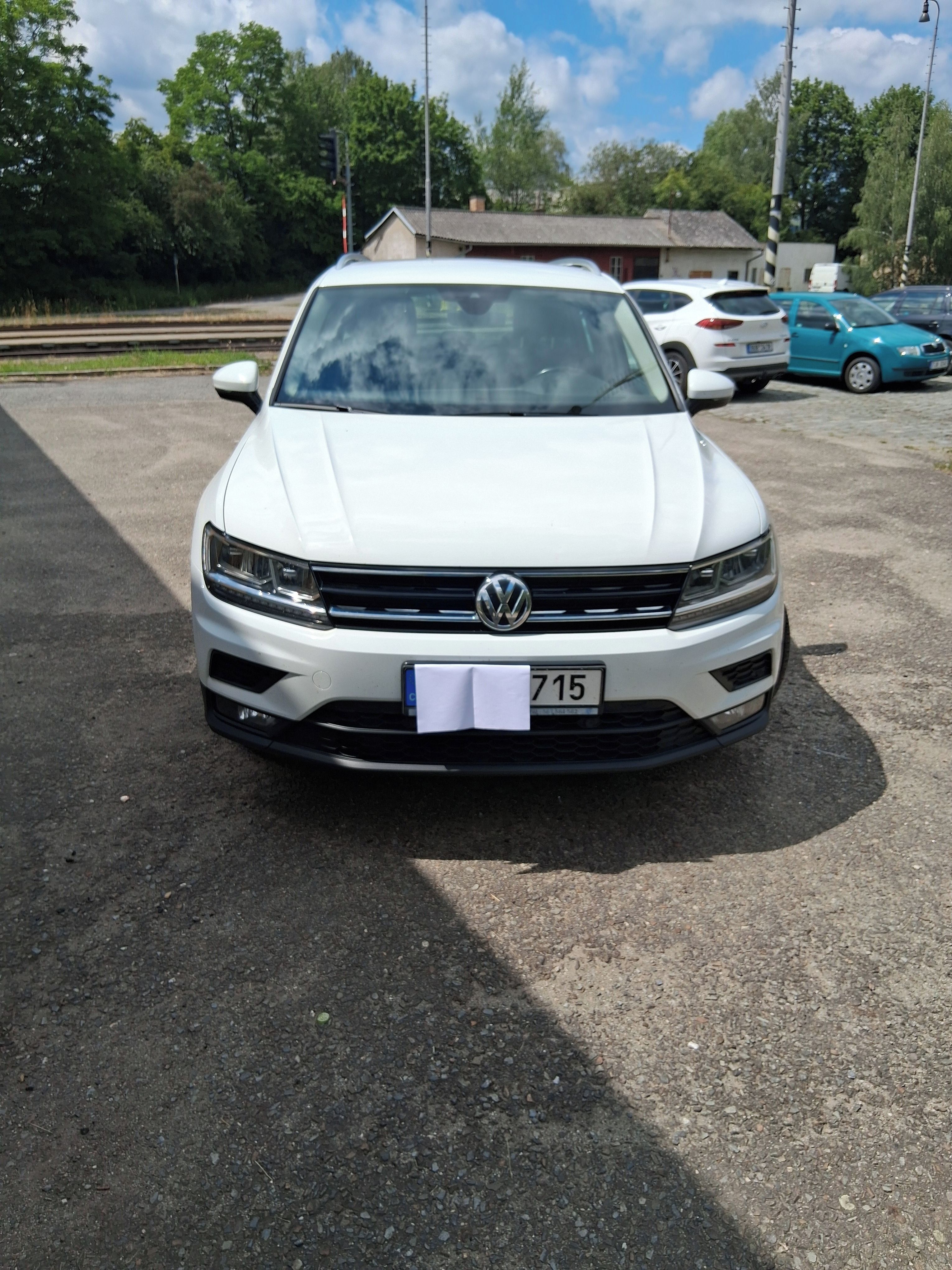 Volkswagen Tiguan, Prodám Volkswagen2.0TDI - fotka 4