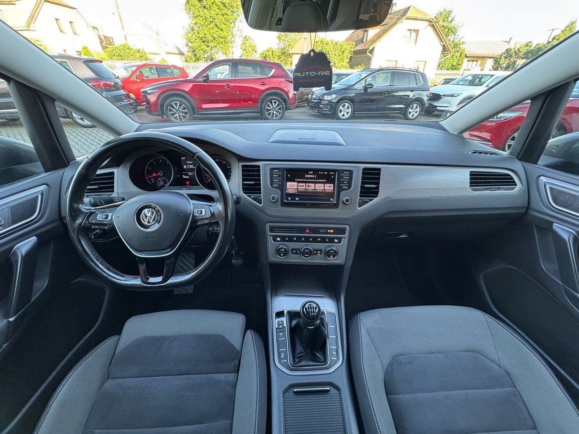 Volkswagen Golf Sportsvan, 1.4TSi Xenony Digi Klima BT - fotka 6