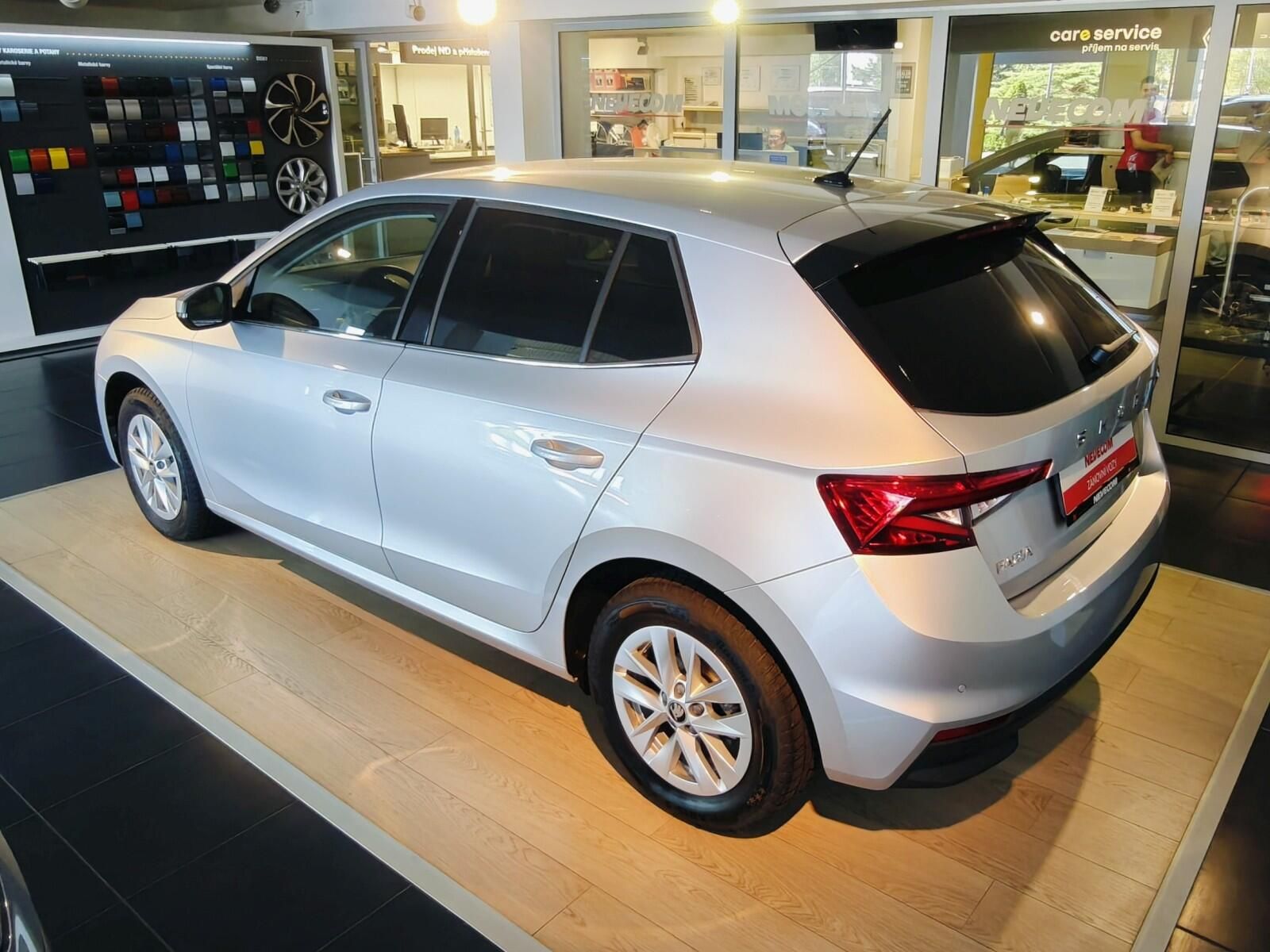 Škoda Fabia, 1,0 TSI 85 kW Top Selection - fotka 4