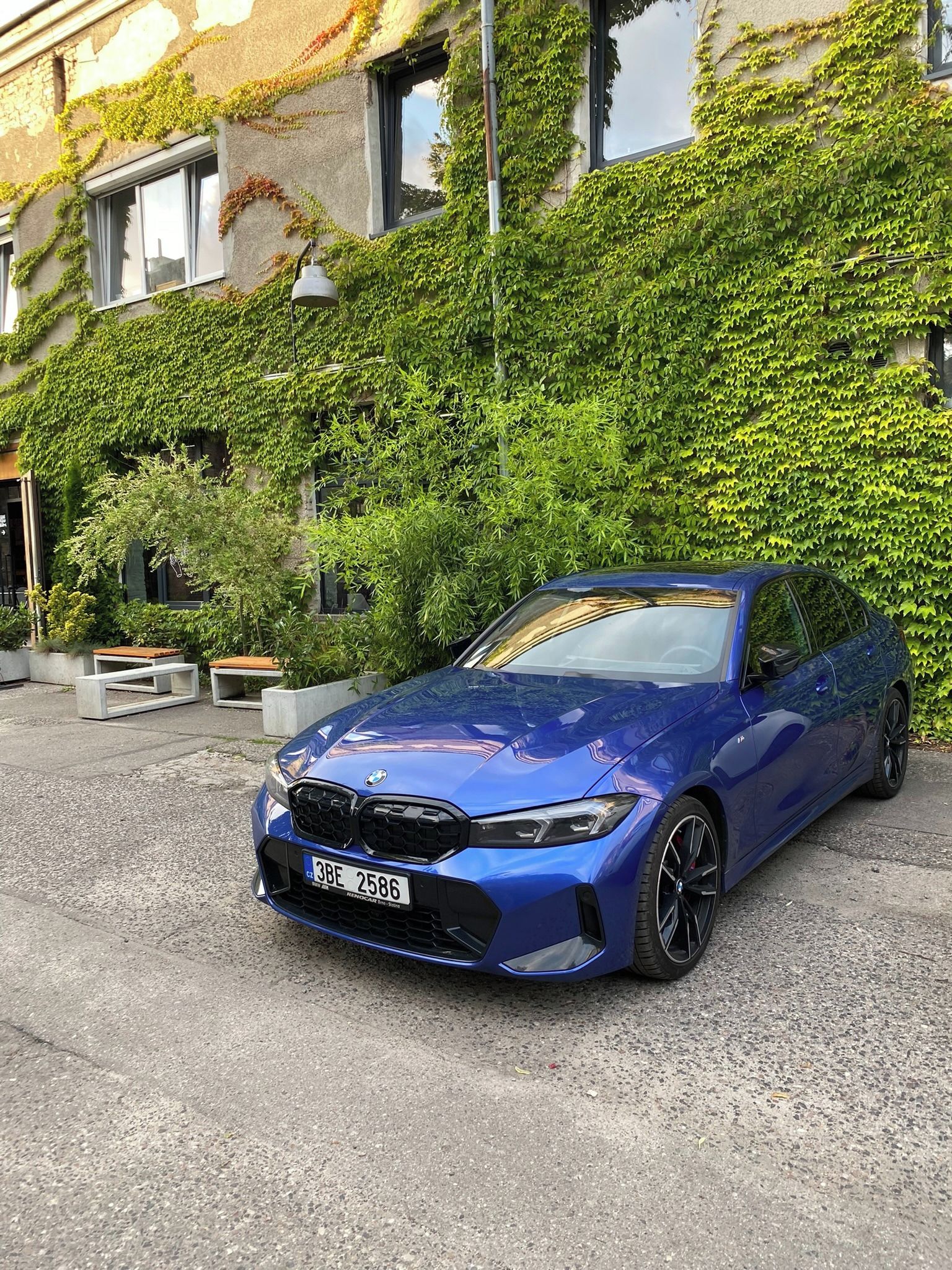 BMW Řada 3, M340i - fotka 5