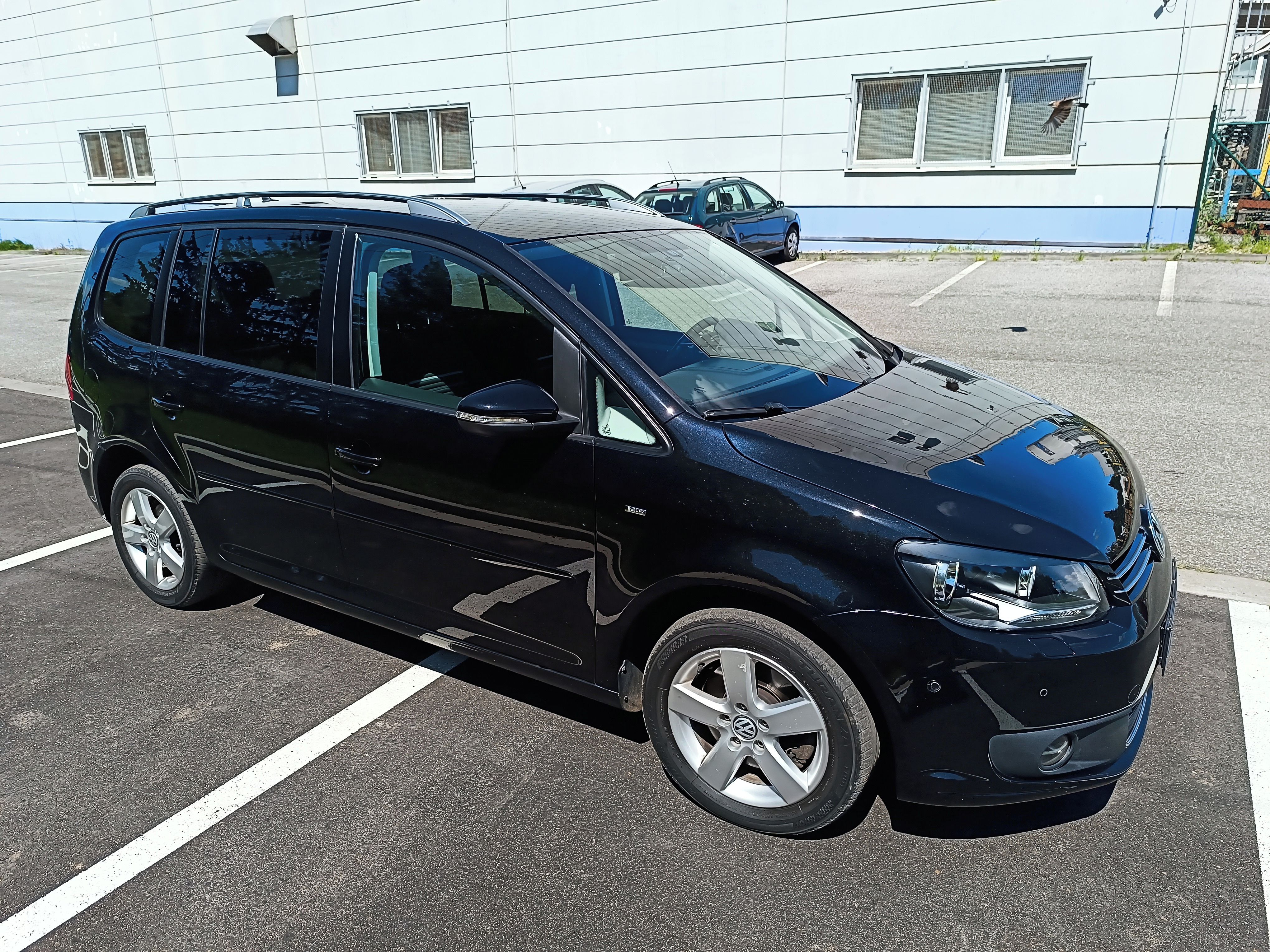 Volkswagen Touran, VW Touran 2.0 TDI 103kW, 7míst - fotka 6