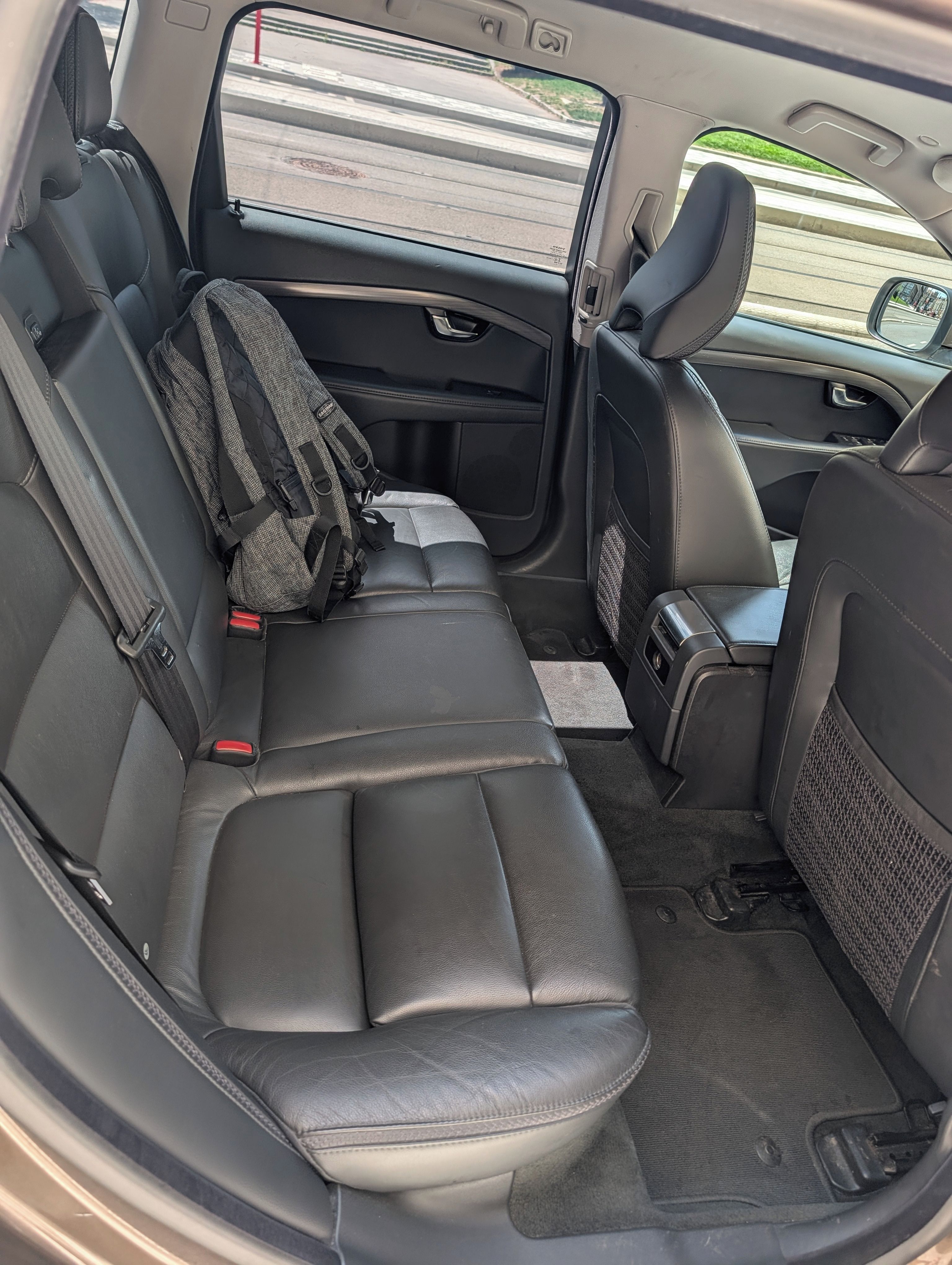 Volvo XC70, 2015, D5, AWD, aut - fotka 5