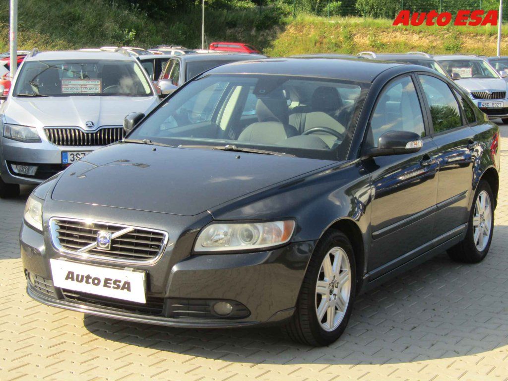 Volvo S40, 1.6D,ČR - fotka 3