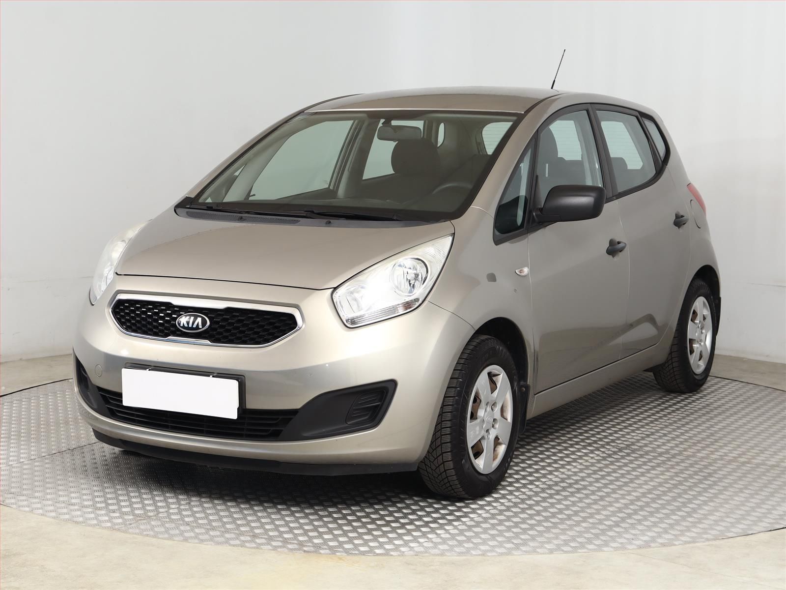 Kia Venga, 1.4 CVVT - fotka 2