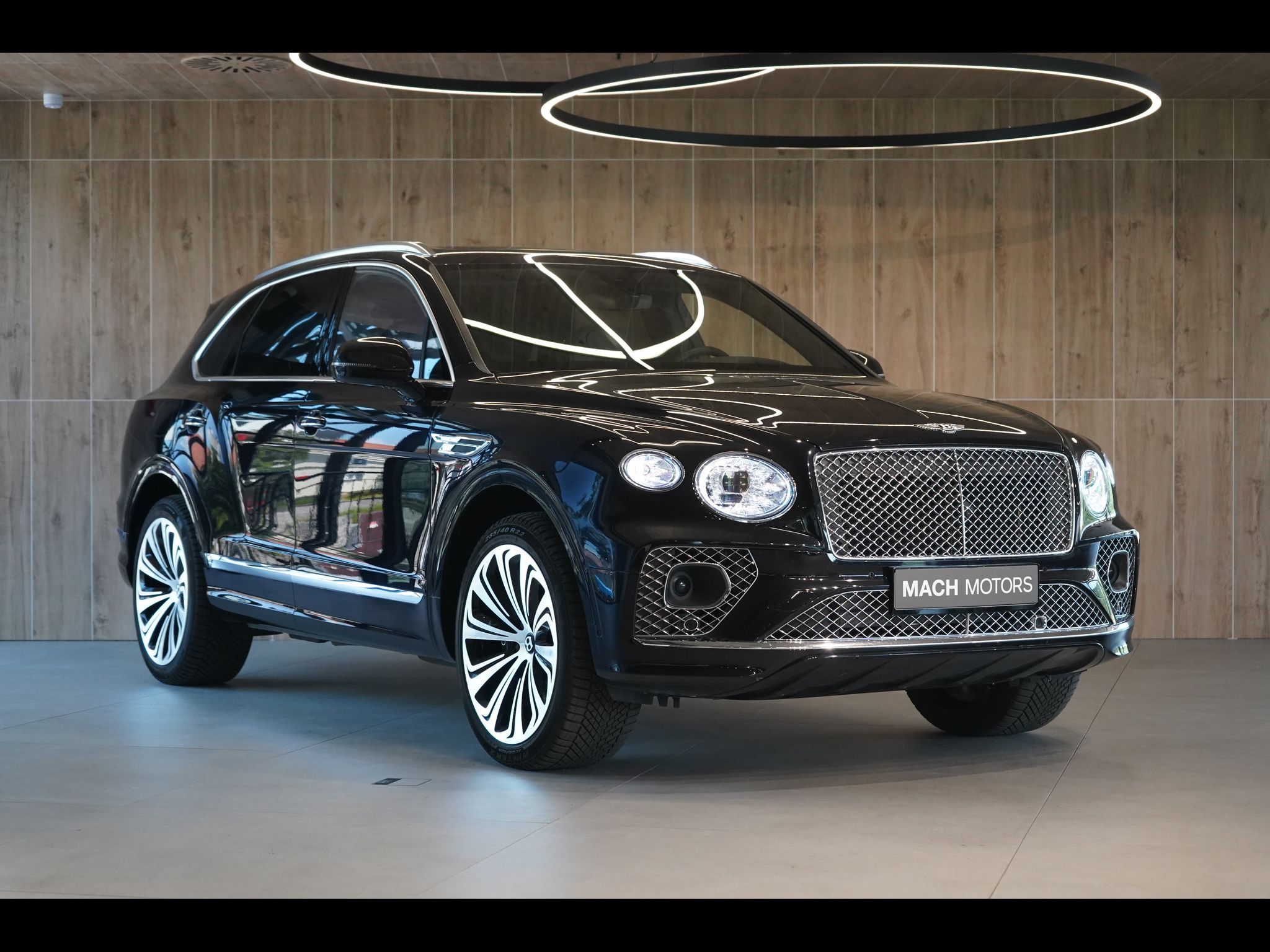 Bentley Bentayga, V8, AWD, Panorama, 360° kamera - fotka 4