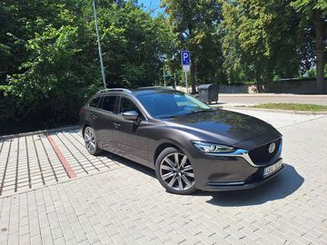 2.5 Skyactiv-G Revolution Top