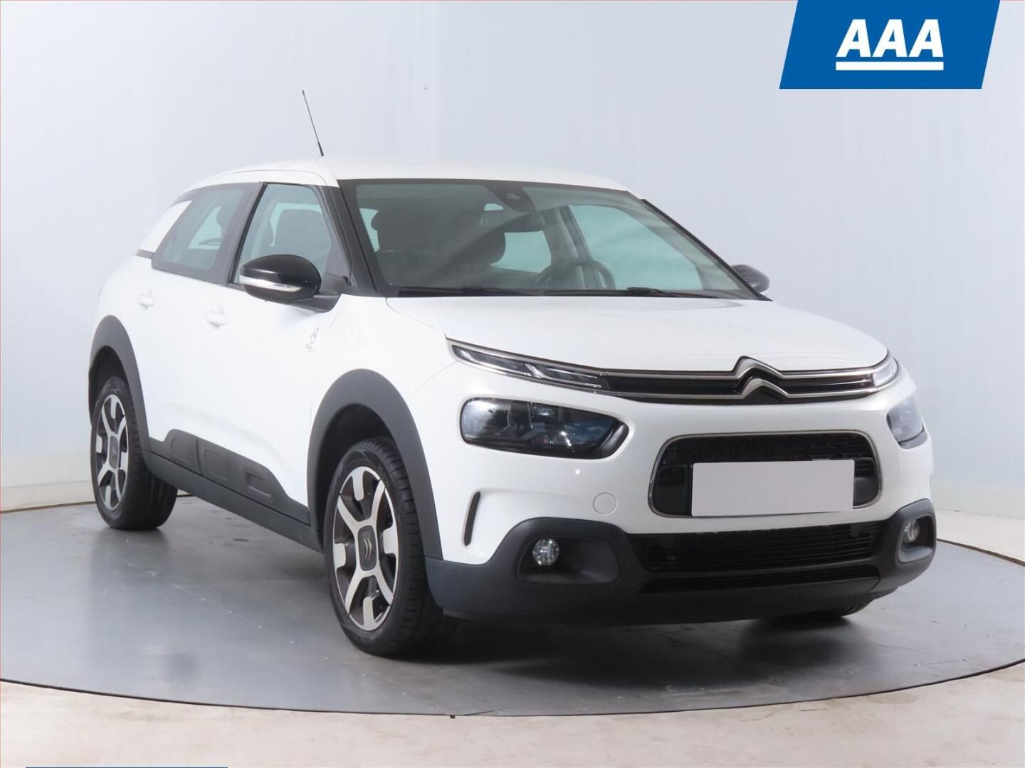 Citroën C4 Cactus, 1.2 PureTech, Selection, ČR