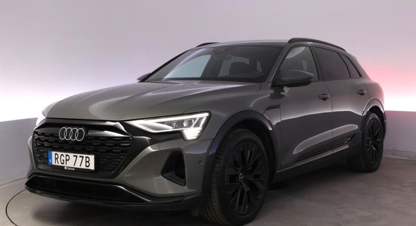 Audi Q8 e-tron, 55 Quattro SoH 97% 360k Tažné