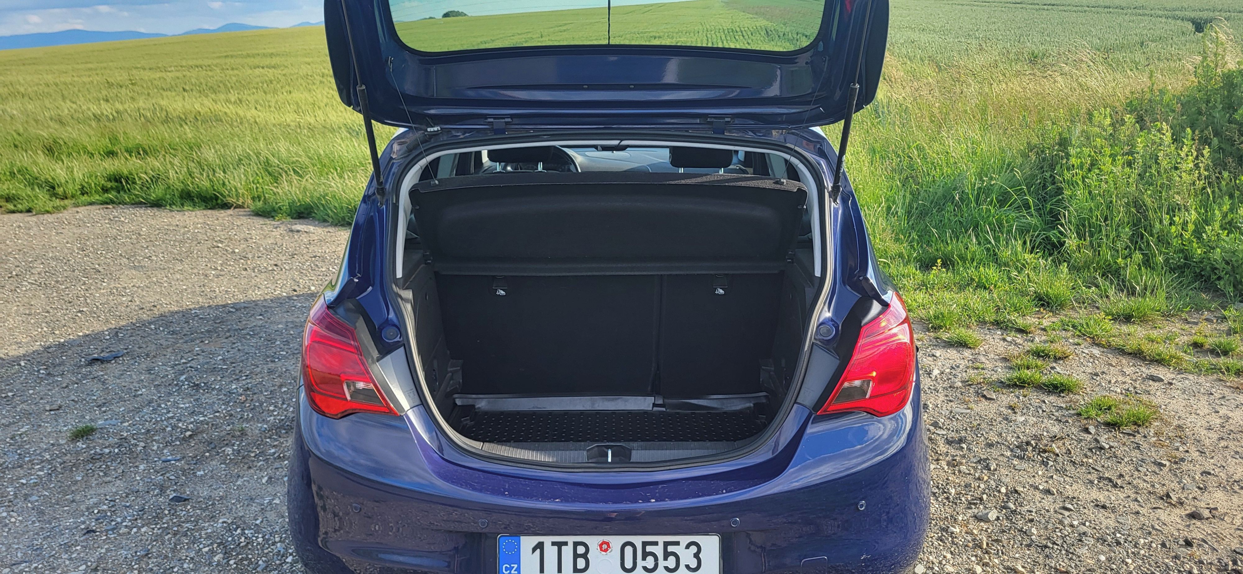 Opel Corsa, 1. majitel, CZ - fotka 5