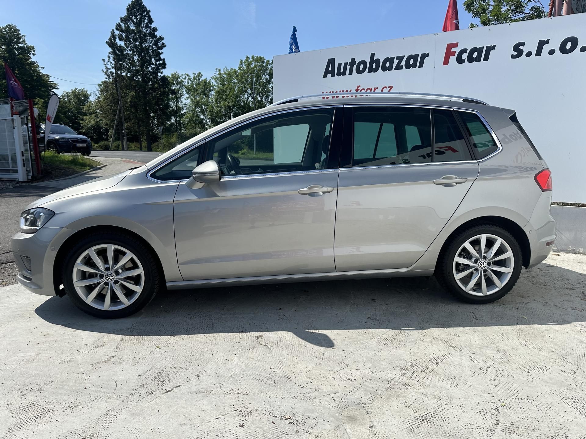 Volkswagen Golf Sportsvan, 2.0 TDI 1. majitel, ser. kniha - fotka 4
