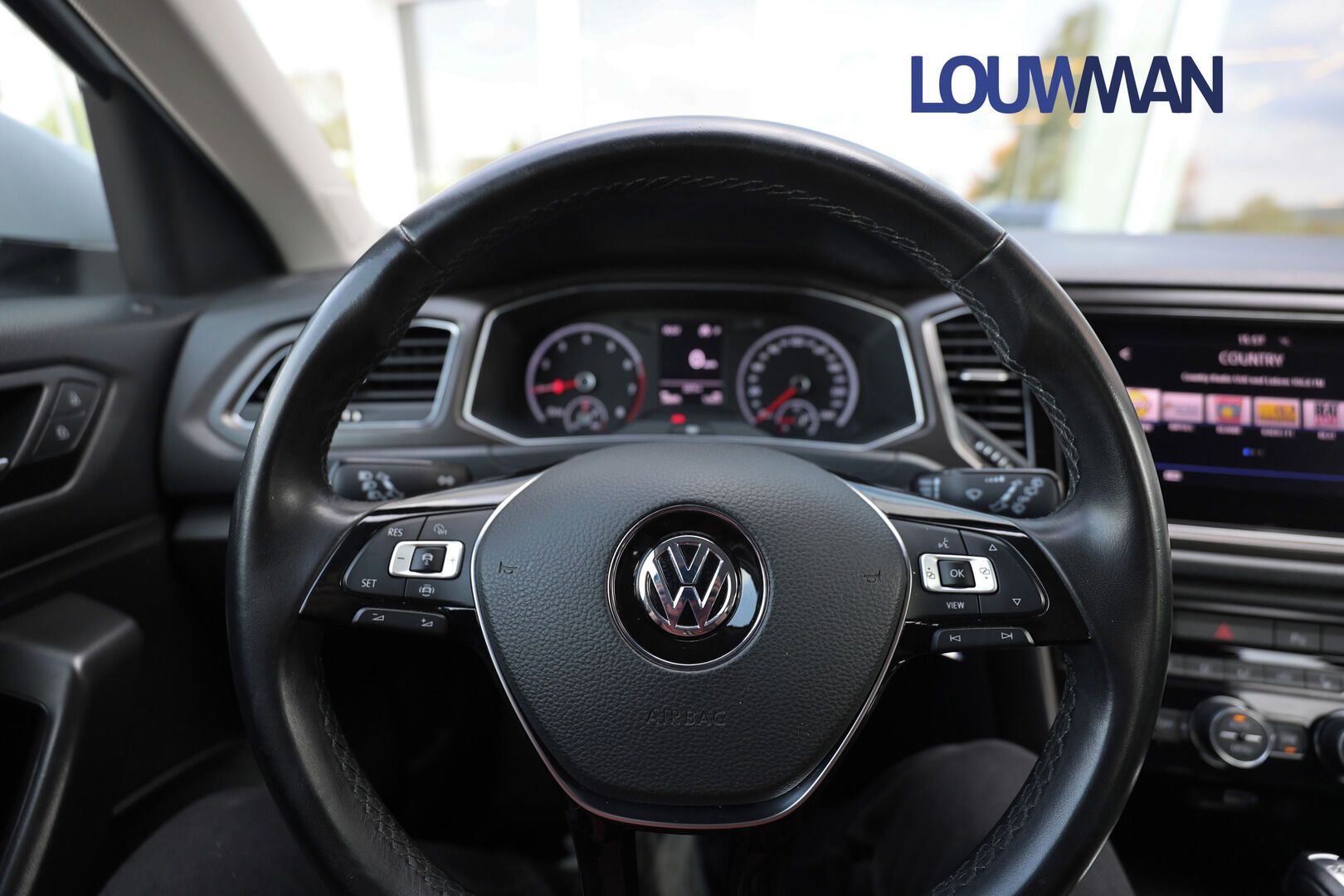 Volkswagen T-Roc, Design 1.5 TSI DSG7 - fotka 5
