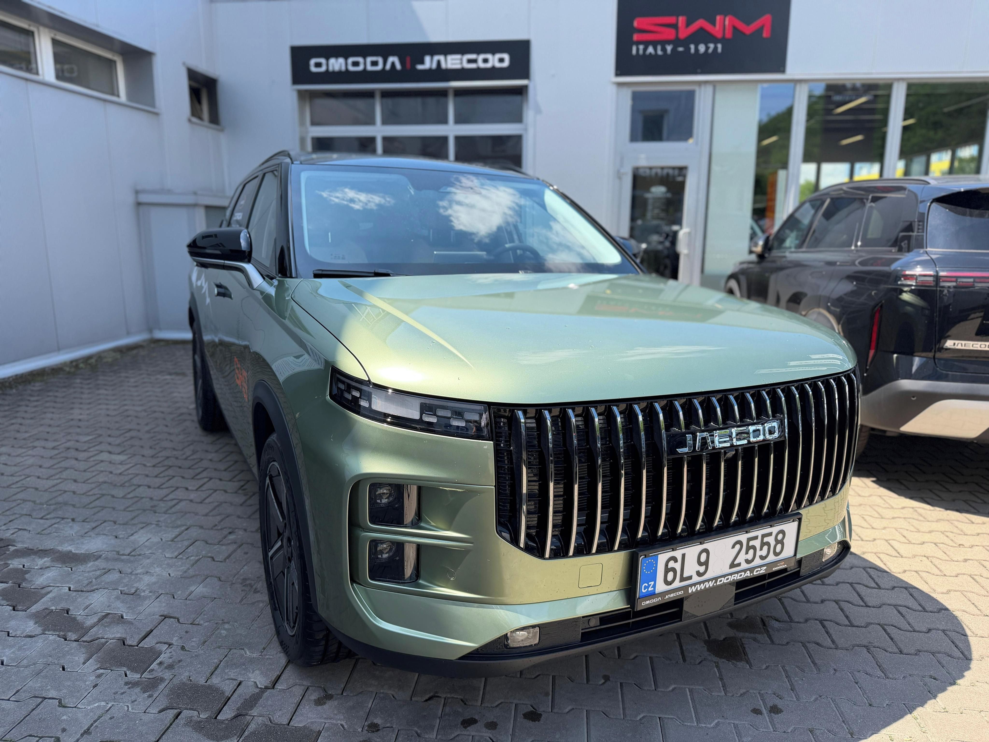 Jaecoo 7, PHEV Exclusive hnědý interiér