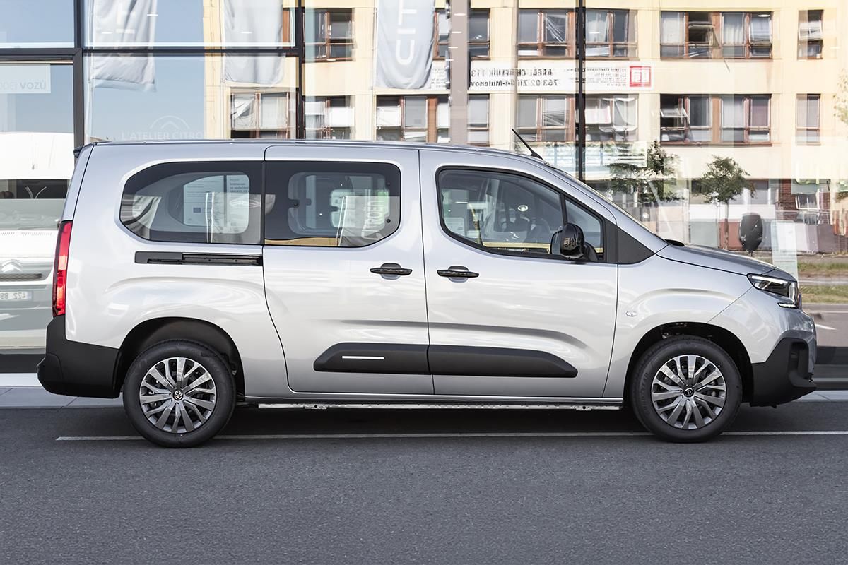 Citroën Berlingo, 1,5 XL PLUS 130k +kamera +zima - fotka 4