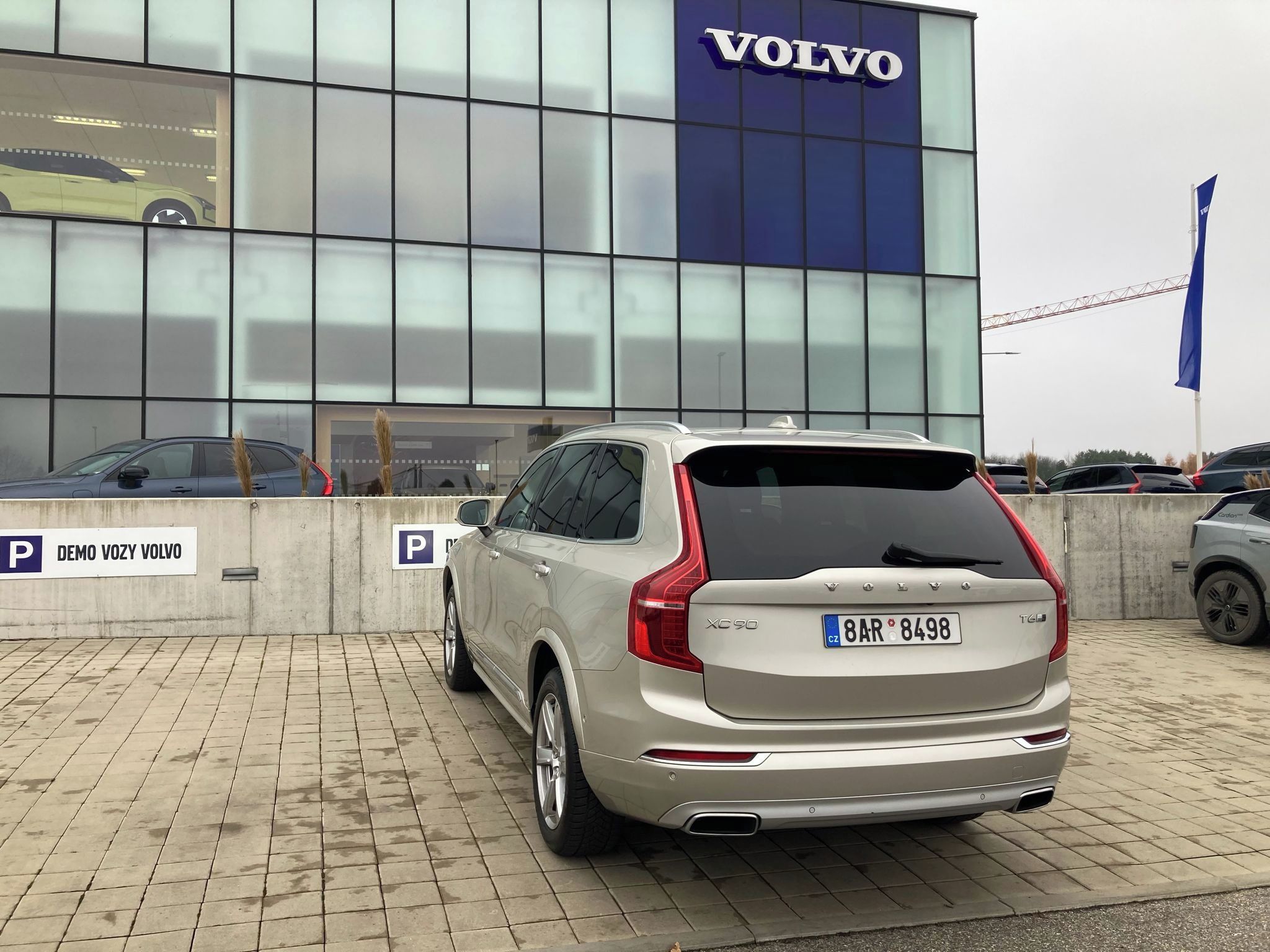 Volvo XC90, Volvo XC90 T6 Inscription - fotka 4