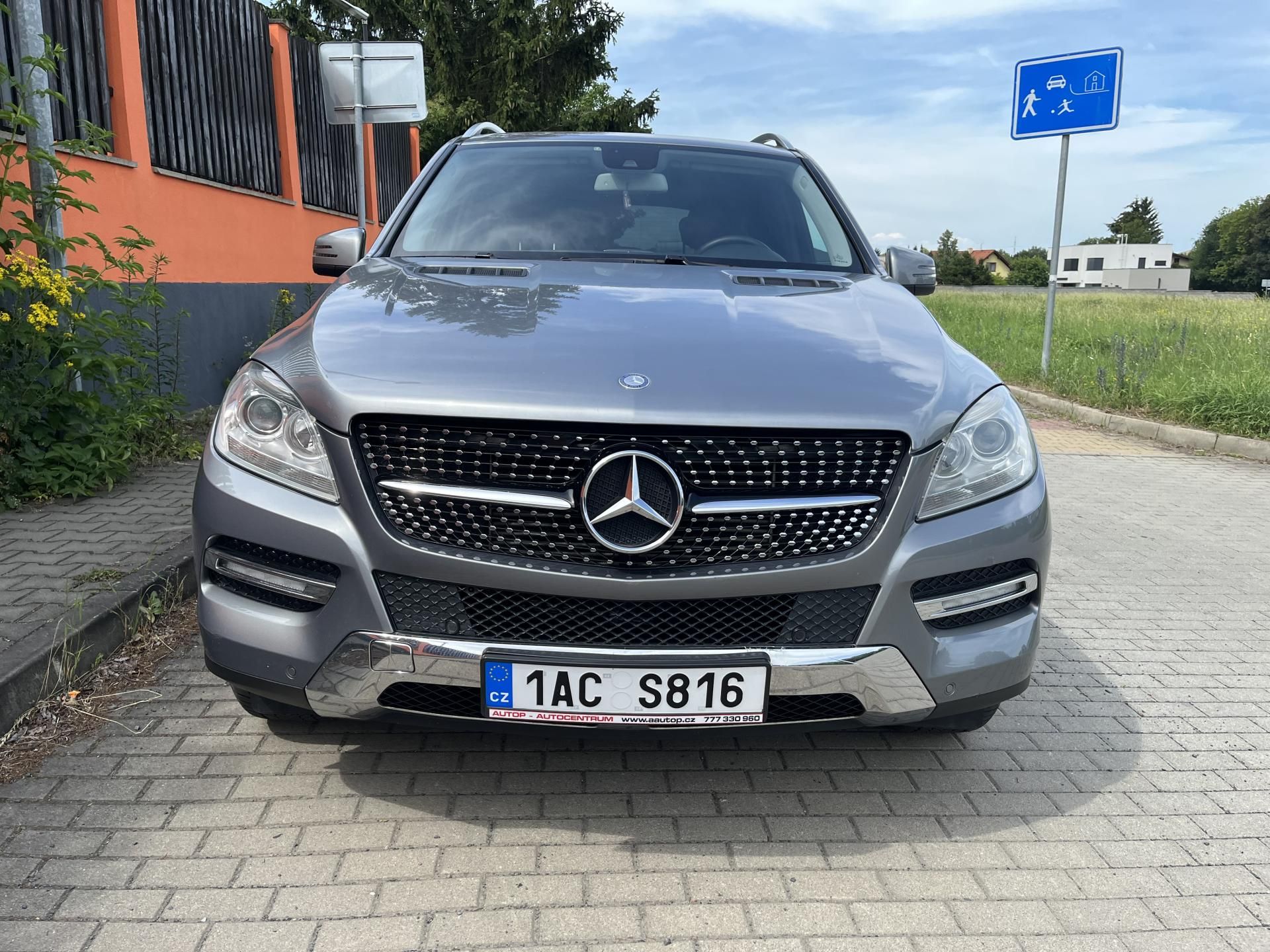Mercedes-Benz Třídy M, ML 250 CDi Sport - fotka 3