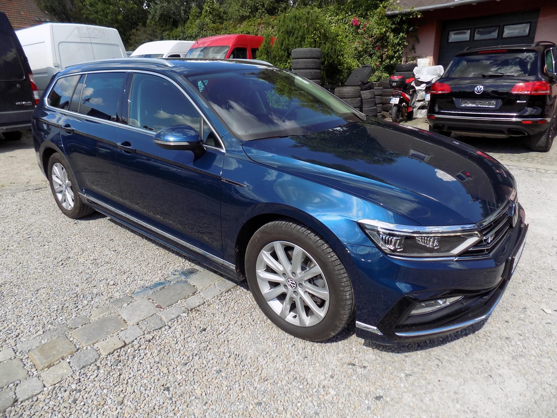 Volkswagen Passat, 2,0 TDI R-LINE, MATRIX, ALCAN. - fotka 5