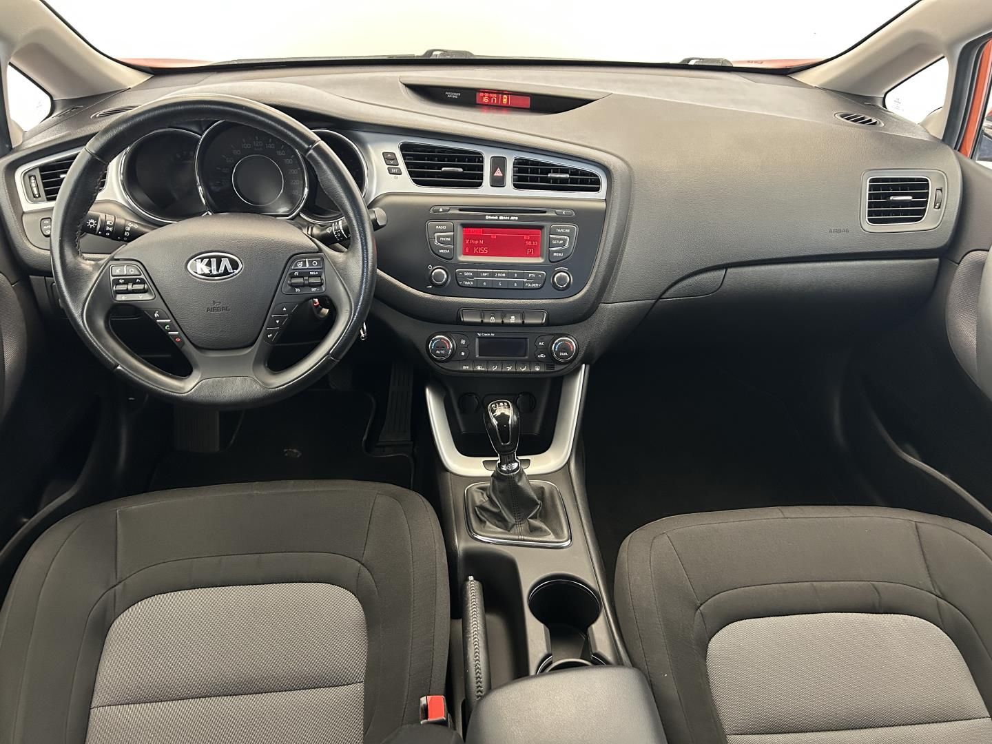 Kia Cee´d, 1.6GDi 99kW Comfort - fotka 5
