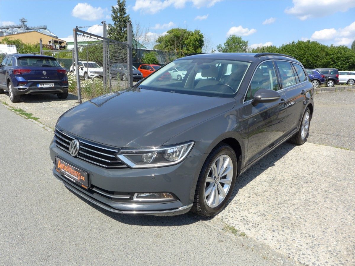 Volkswagen Passat, 1,6 TDI  COMFORTLINE, NAVI 1.M - fotka 2