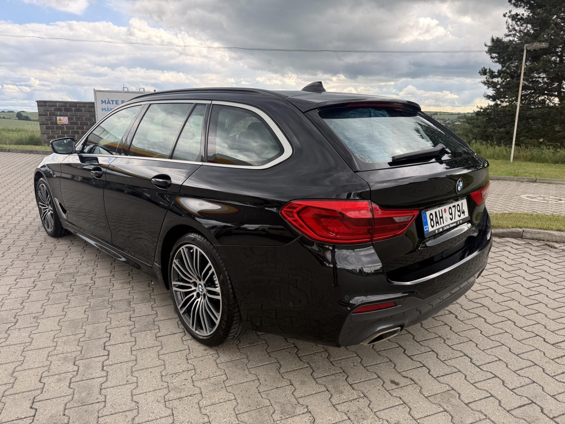 BMW Řada 5, 520 x-Drive M-packet, tažné - fotka 4