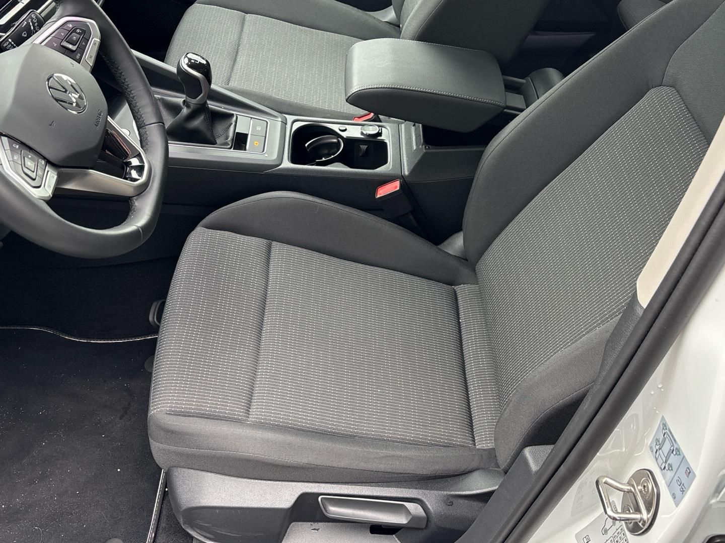 Volkswagen Golf, 1.5 TSI / 85 kW - fotka 6