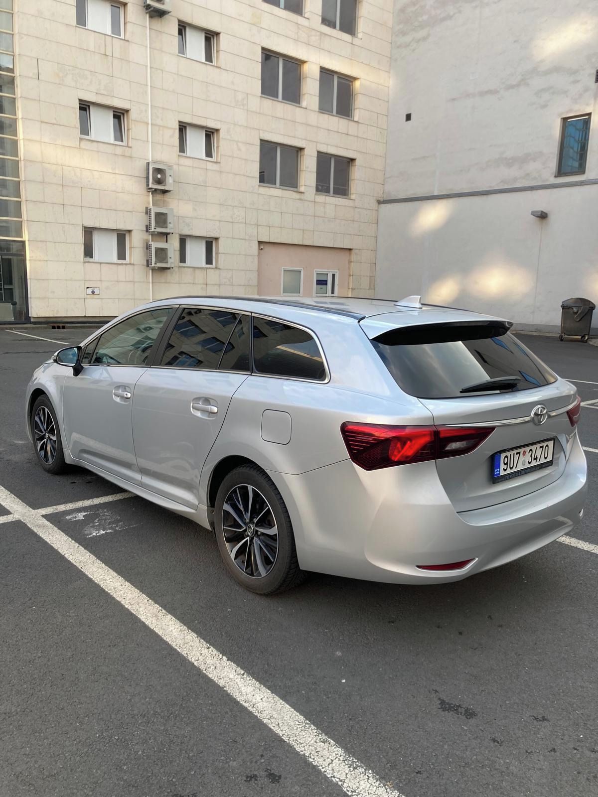Toyota Avensis, Automat - fotka 2