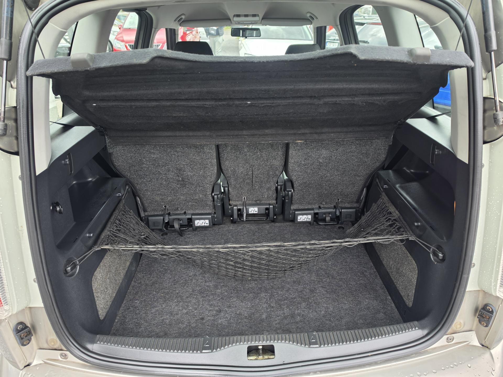 Škoda Roomster, 1.2 HTP - fotka 5