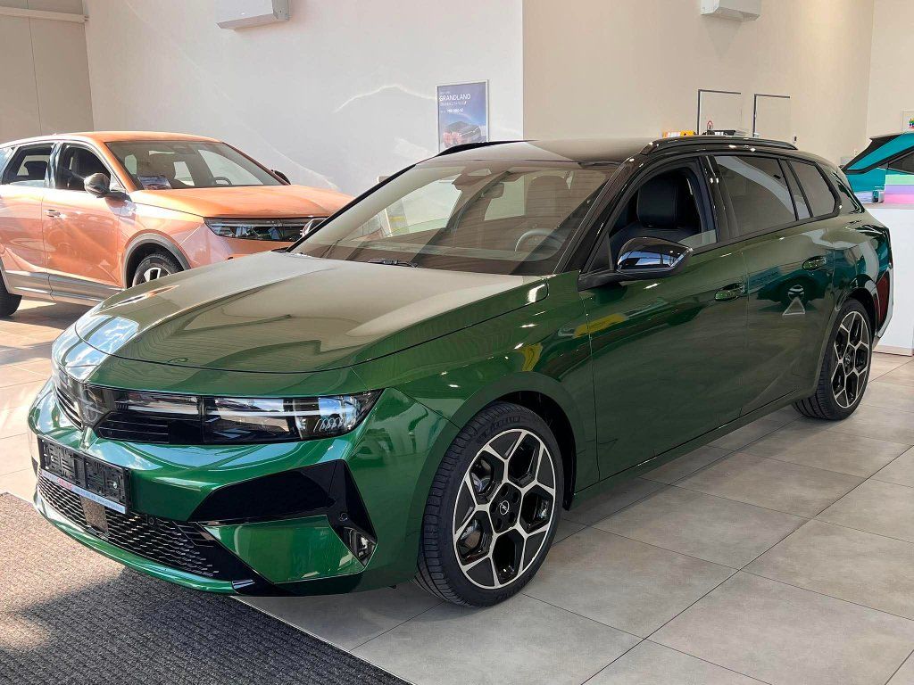 Opel Astra, NEW Ultimate ST Hybrid 145k At - fotka 4