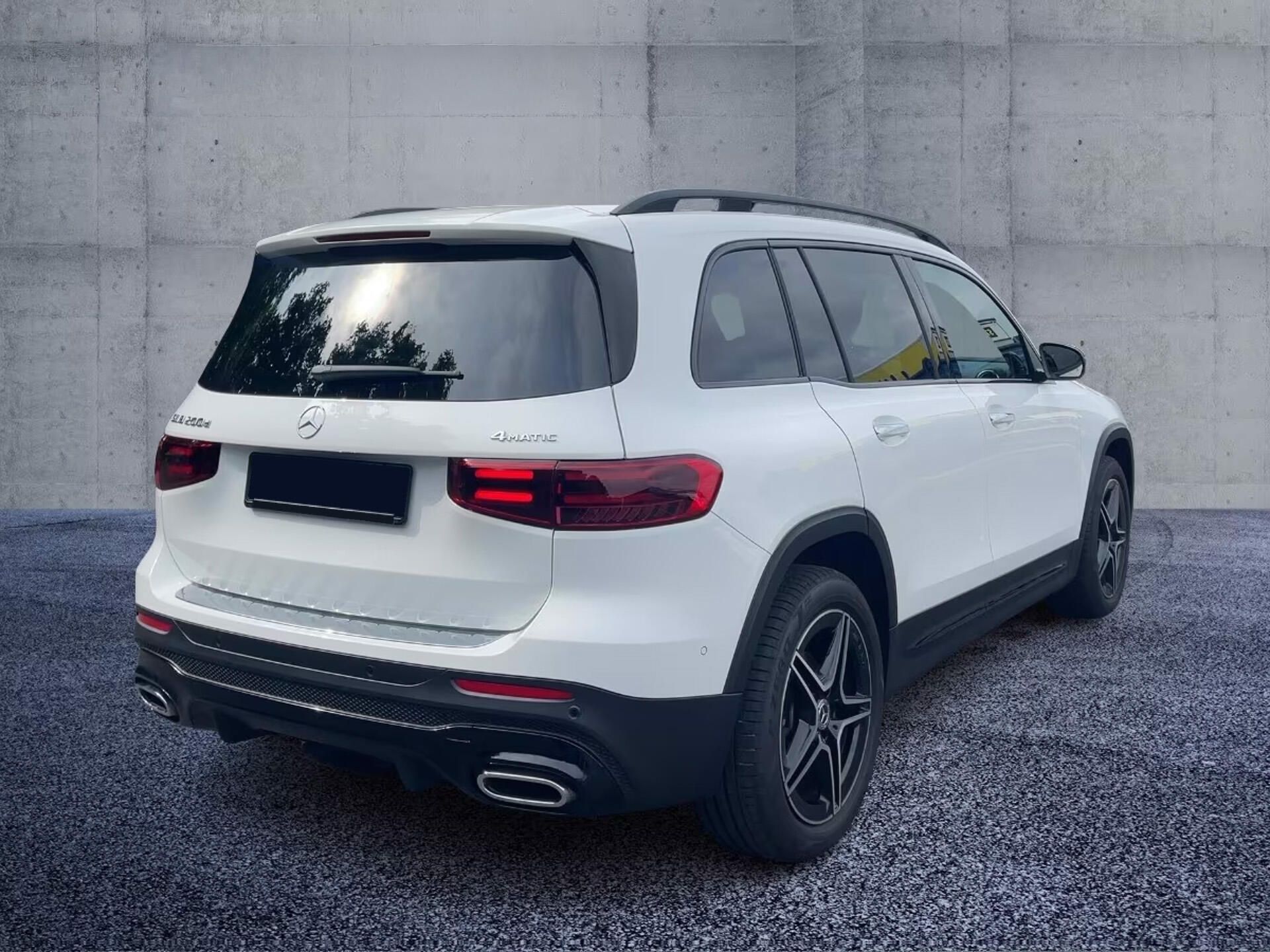 Mercedes-Benz GLB, 200d 4M AMG 360 Pano MULTIBEAM - fotka 5