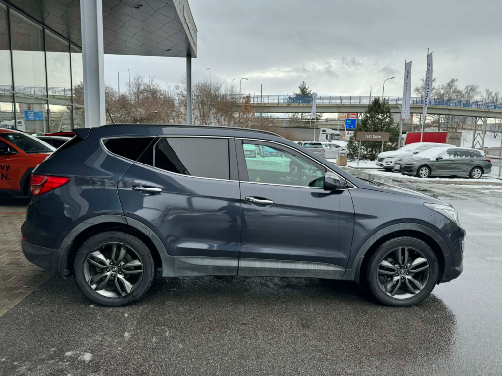 Hyundai Santa Fe, Premium 2.2 CRDI 145 kW - fotka 6