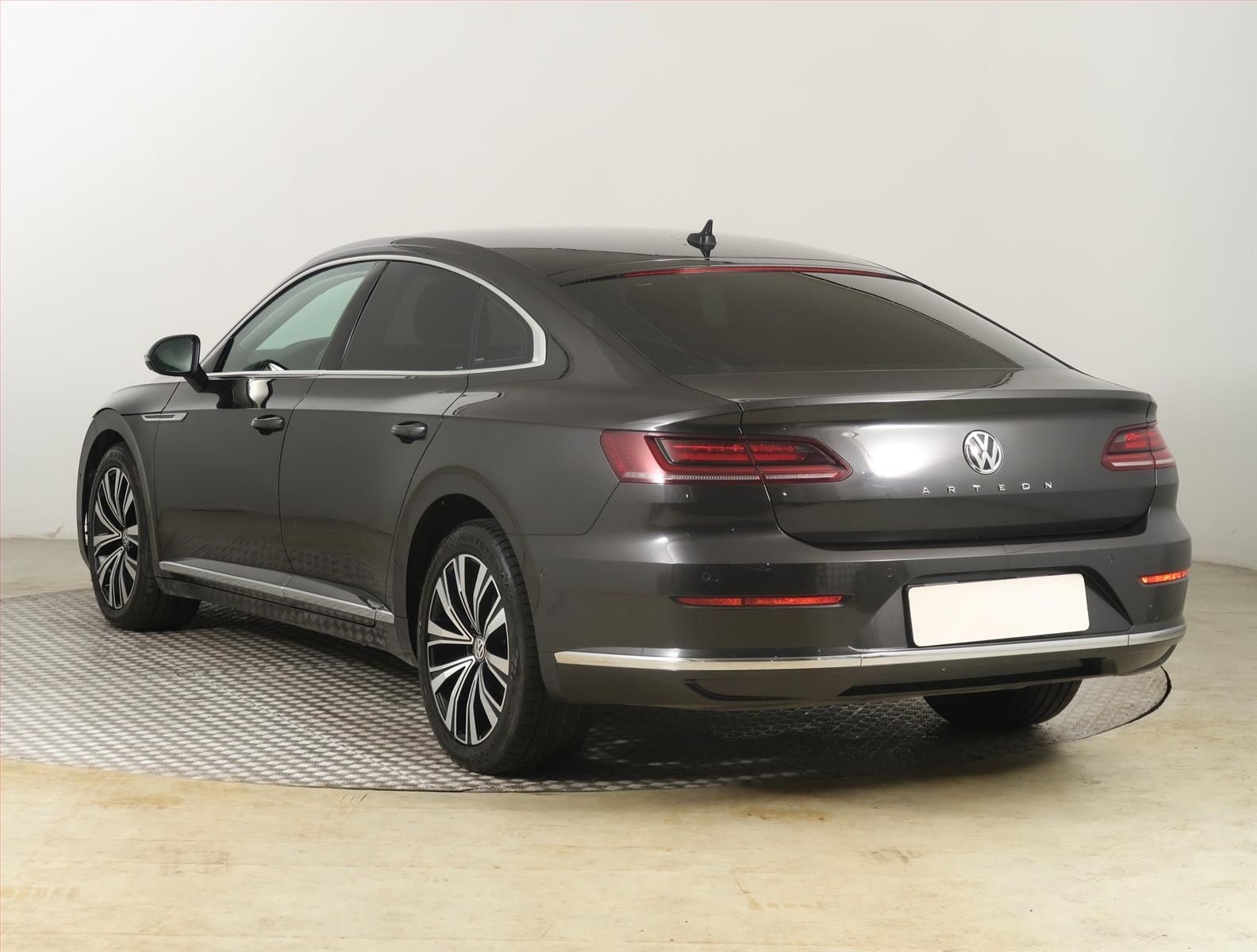 Volkswagen Arteon, 2.0 TDI, Elegance, Automat - fotka 4