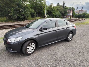 Peugeot 301 1.6 vti