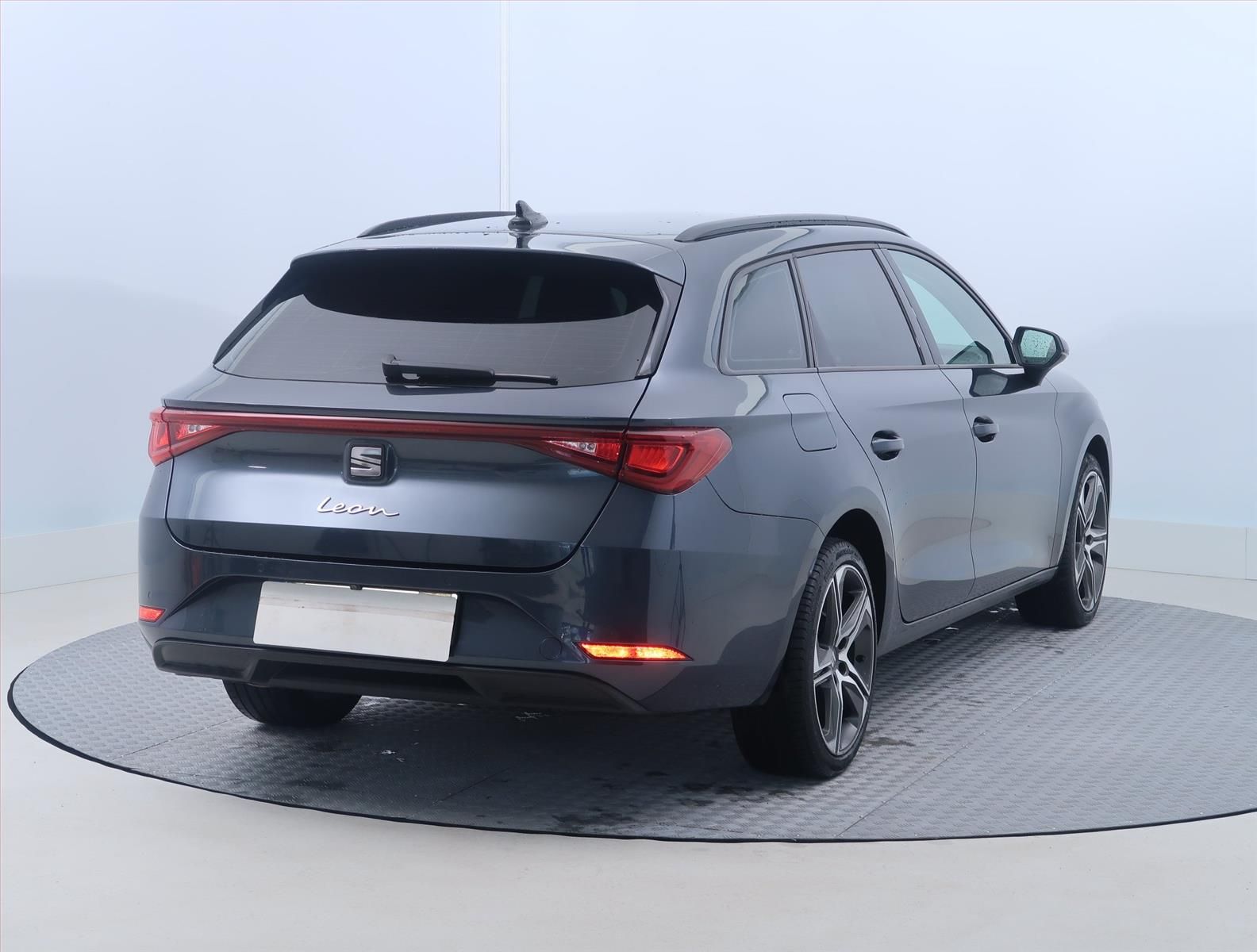 Seat Leon, 2.0 TDI, Automat, Navi - fotka 5