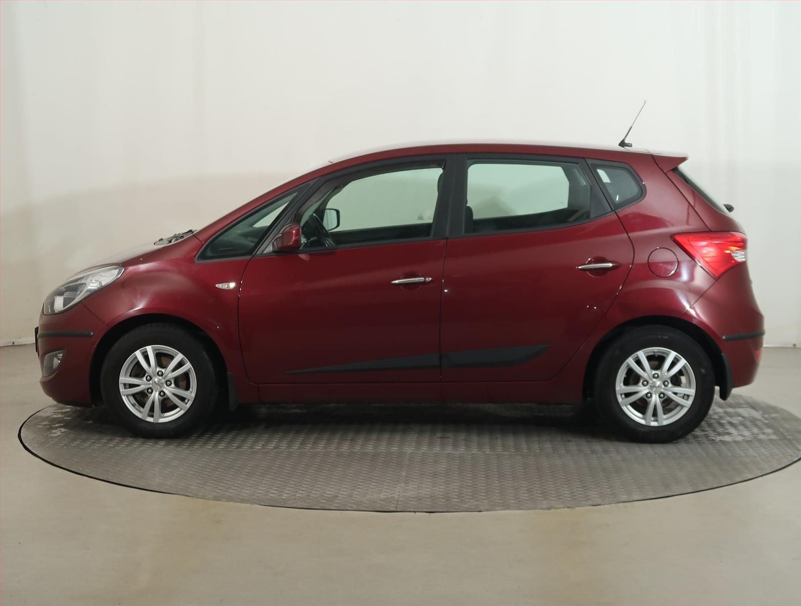 Hyundai ix20, 1.4 CVVT - fotka 3