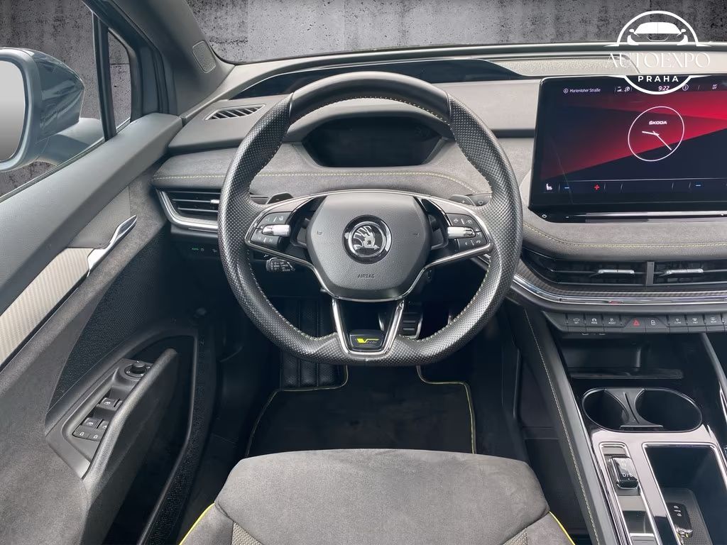 Škoda Enyaq, ENYAQ C. iV RS Lounge Pano+Nav - fotka 5