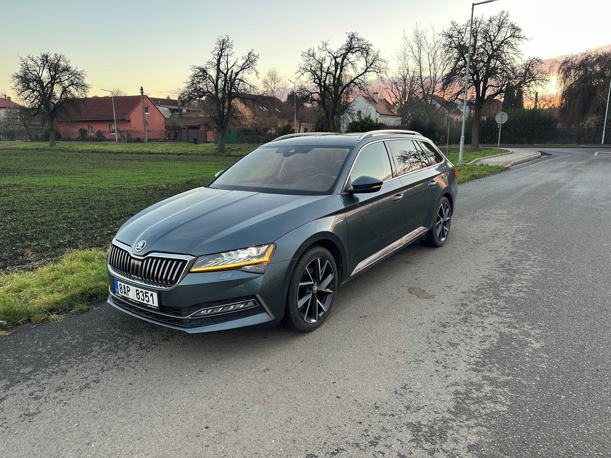 Škoda Superb, L&K 147KW
