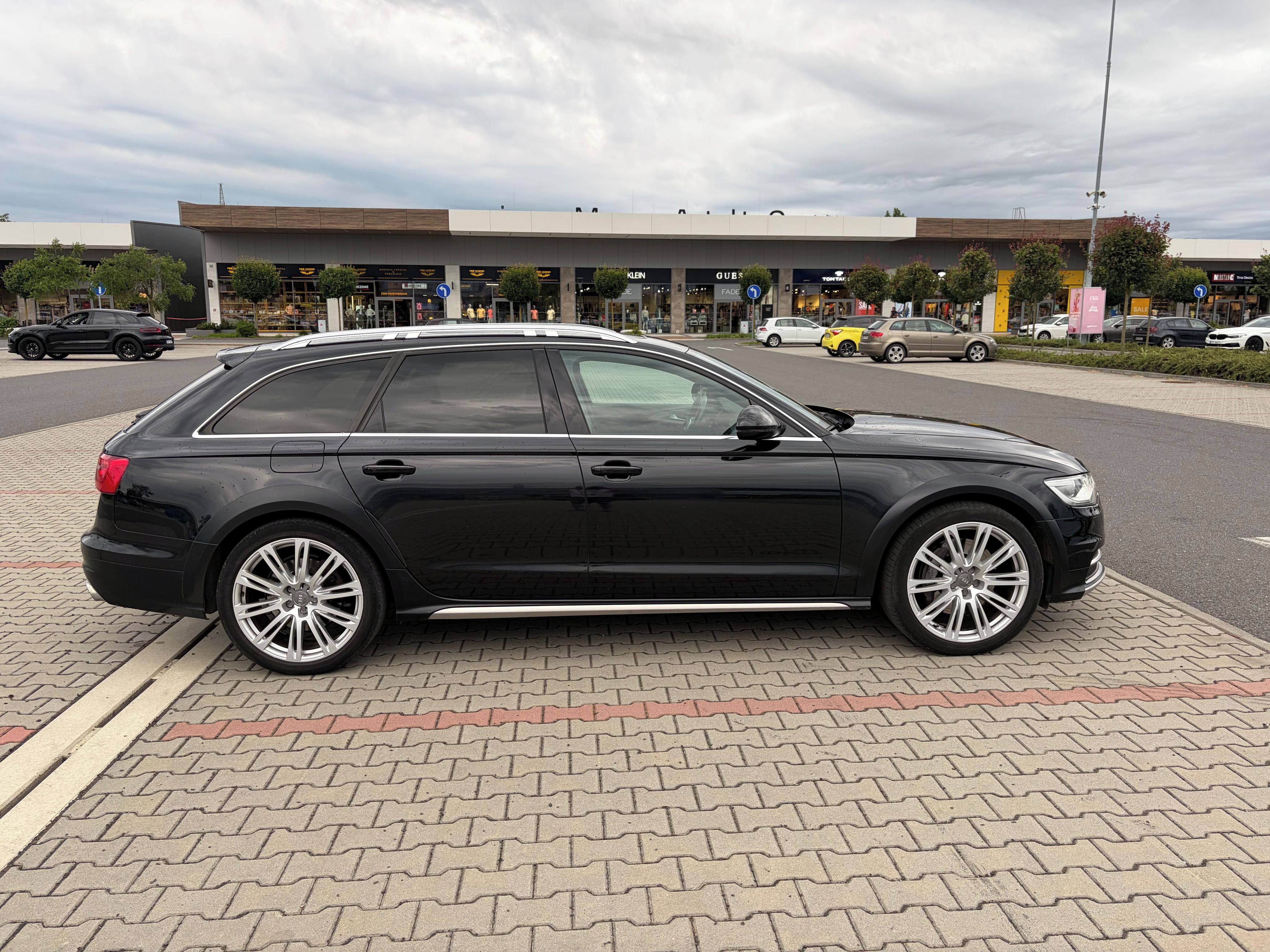 Audi A6 allroad, 3.0 TDi 230kw 4x4 TZ serviska - fotka 2