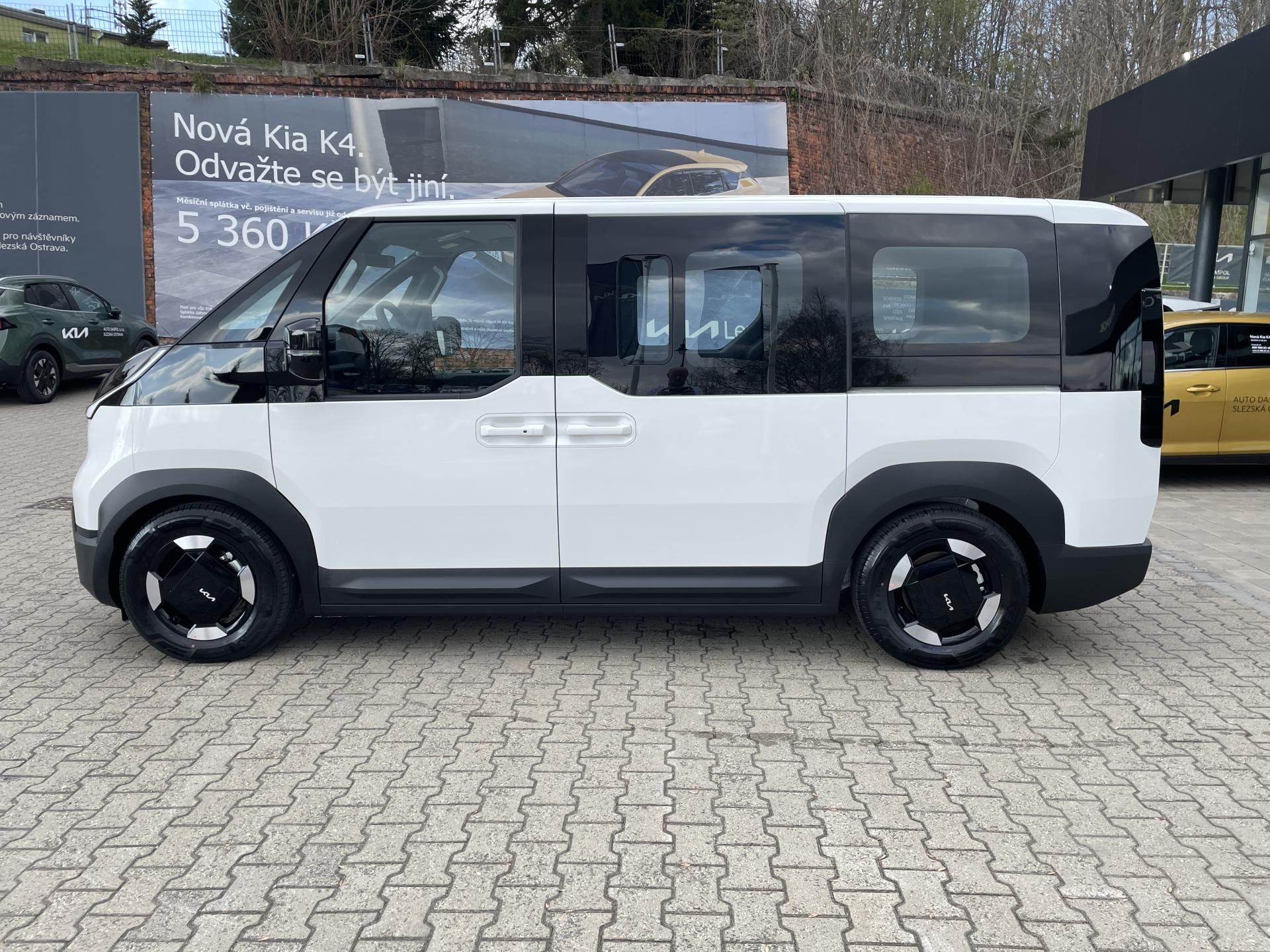 Kia PV5, 5P 4x2 ELITE 120 KW + 71,2 KW - fotka 6