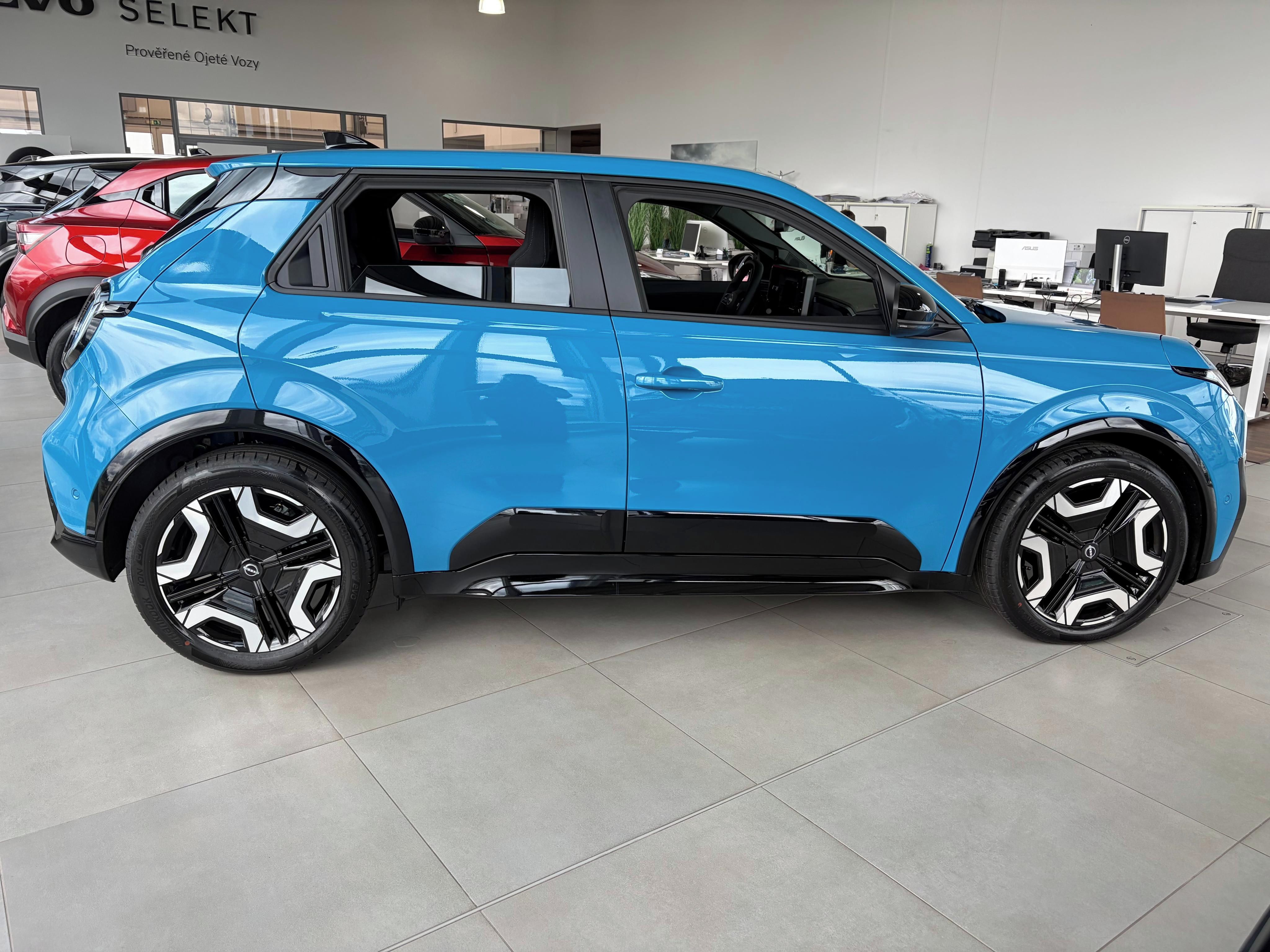 Nissan Micra, ADVANCE 52kWh-150k-416km - fotka 4