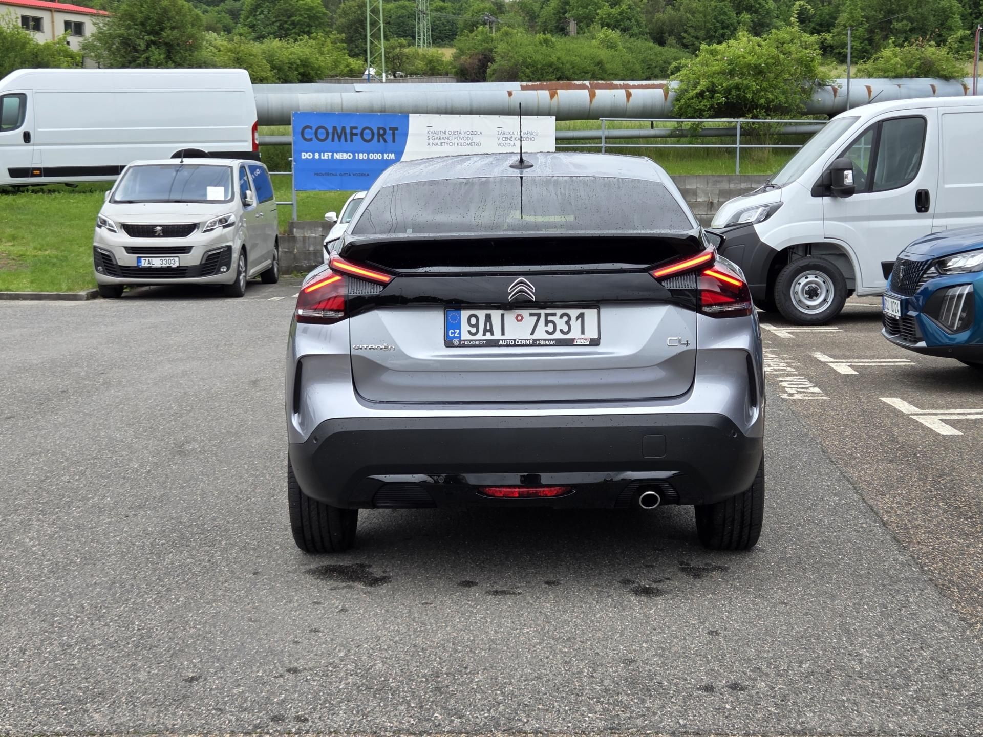 Citroën C4, 1.5 BHDi 130 SHINE EAT8 - fotka 4